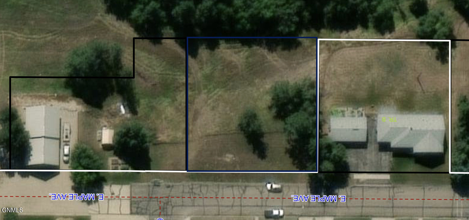 main property photo 11