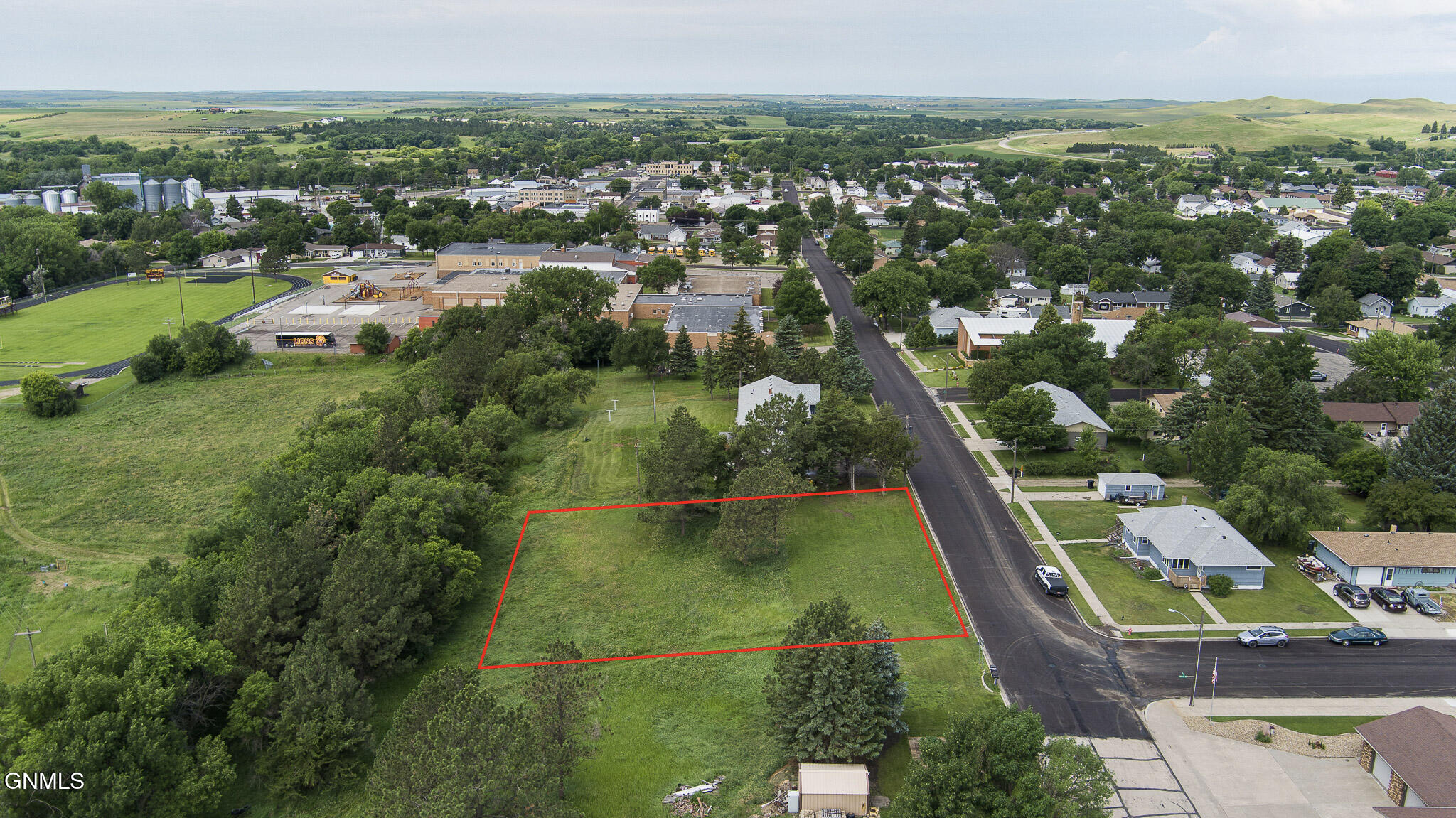 main property photo 3