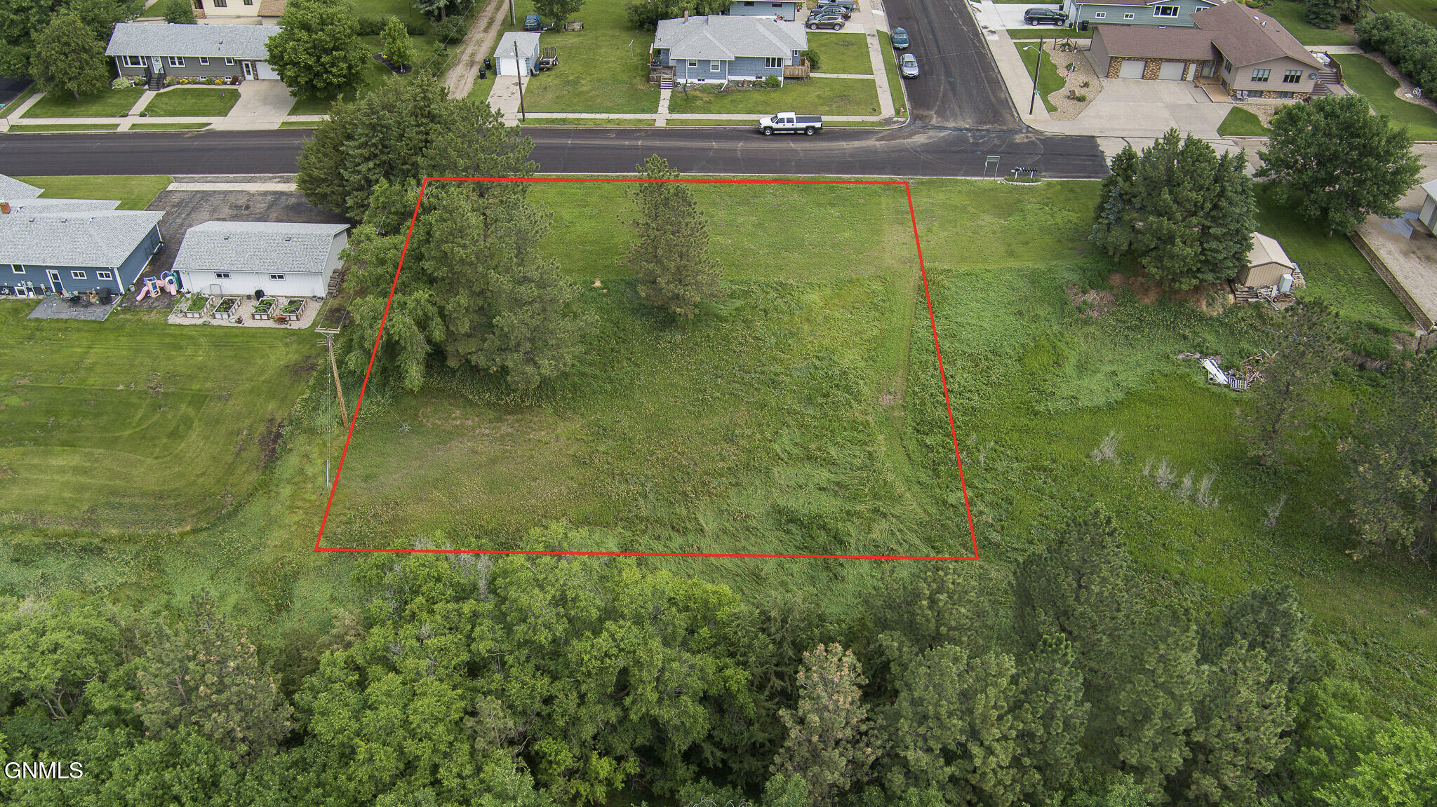 main property photo 6