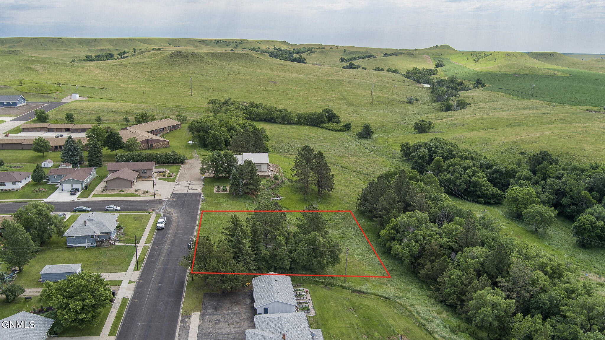 main property photo 7