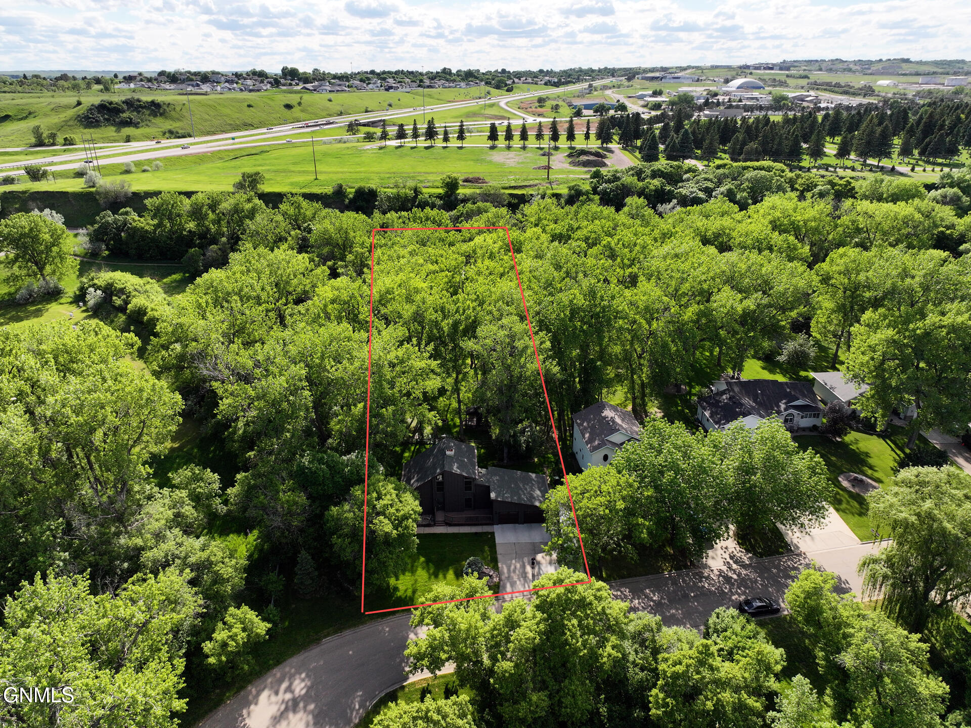 main property photo 42