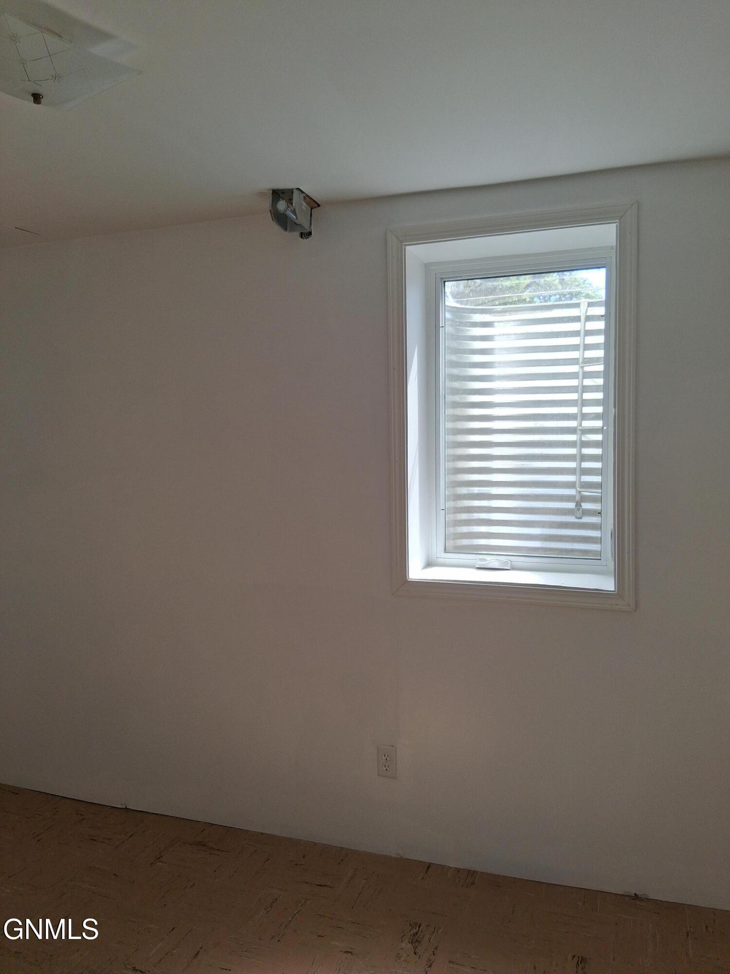 main property photo 70