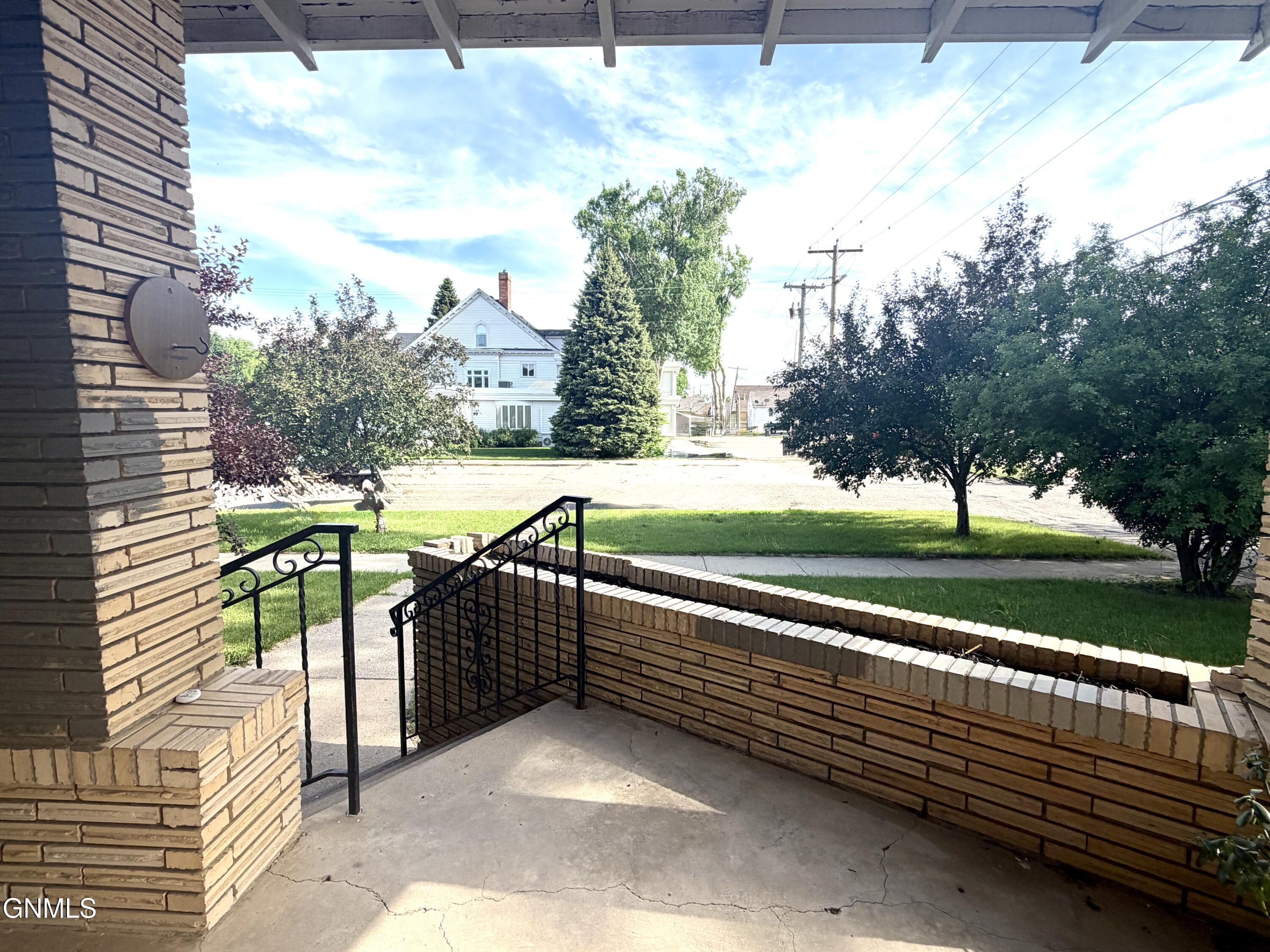 main property photo 68