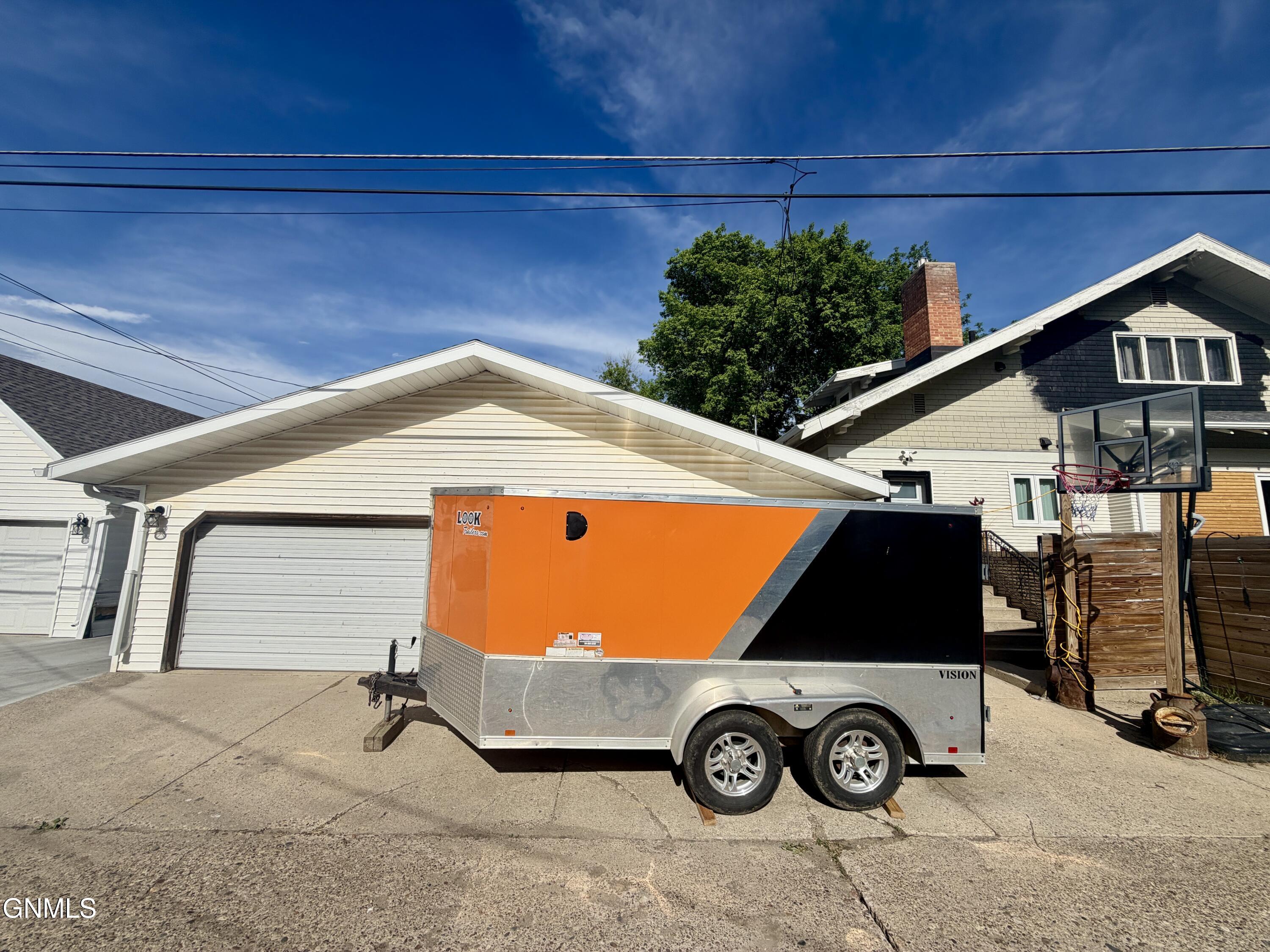 main property photo 73