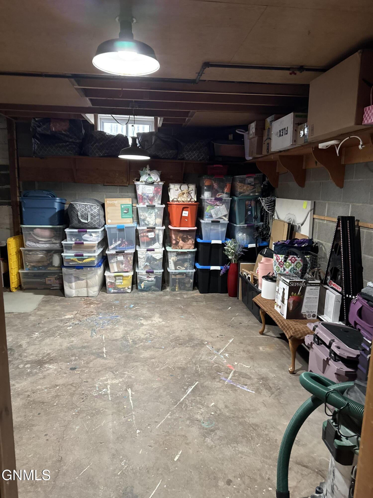 main property photo 74