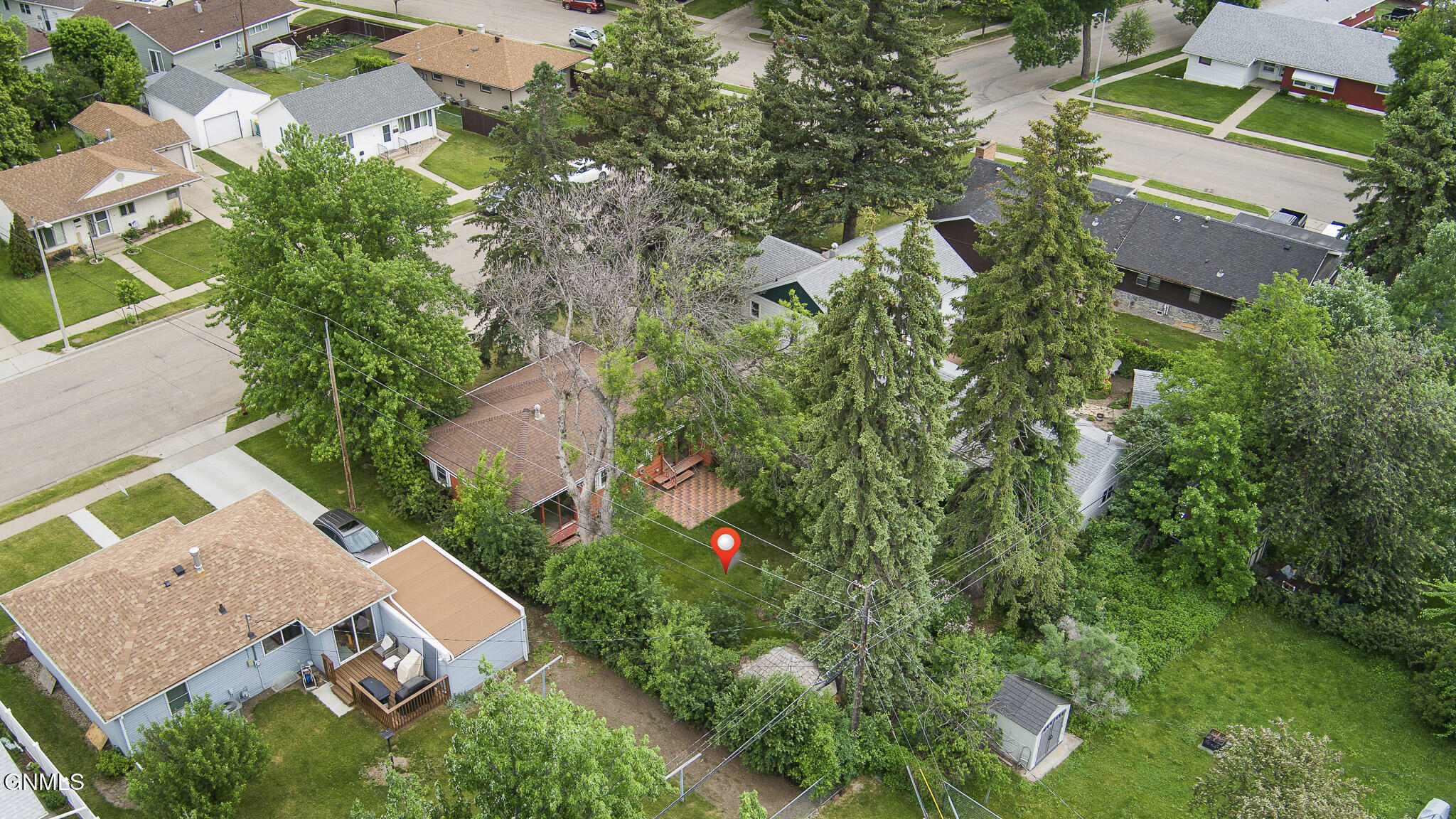 main property photo 37