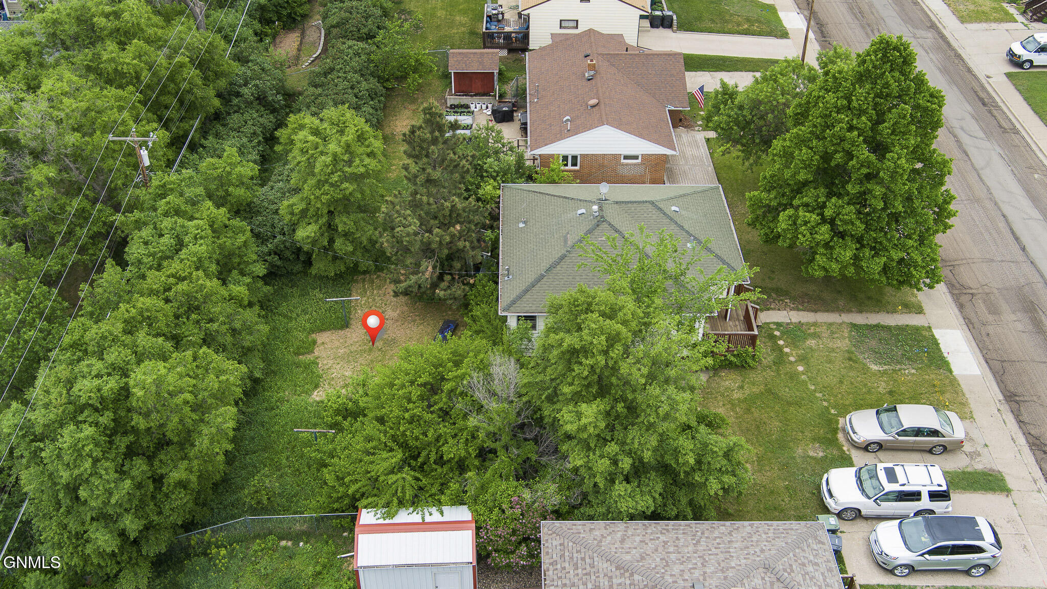 main property photo 20