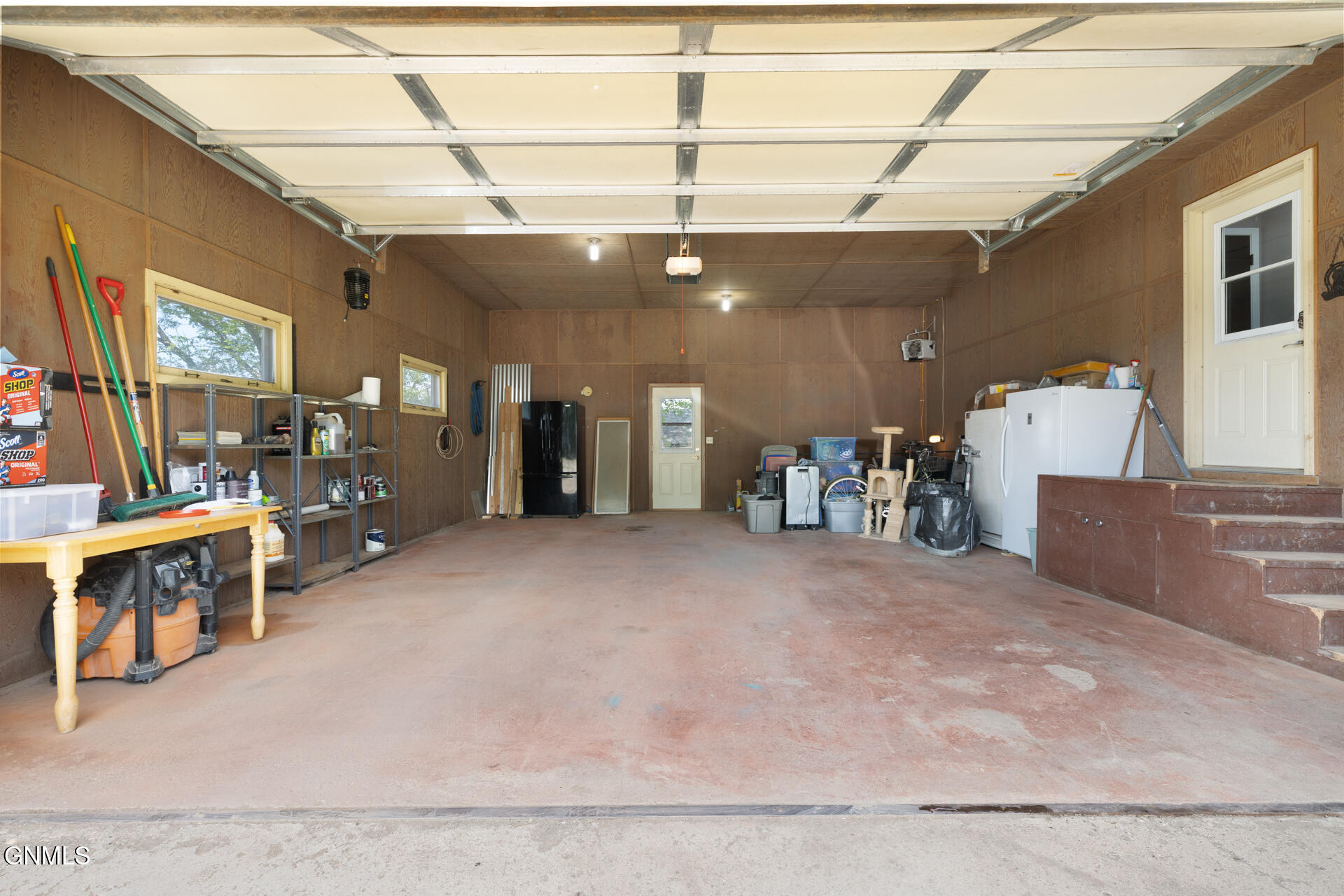main property photo 44