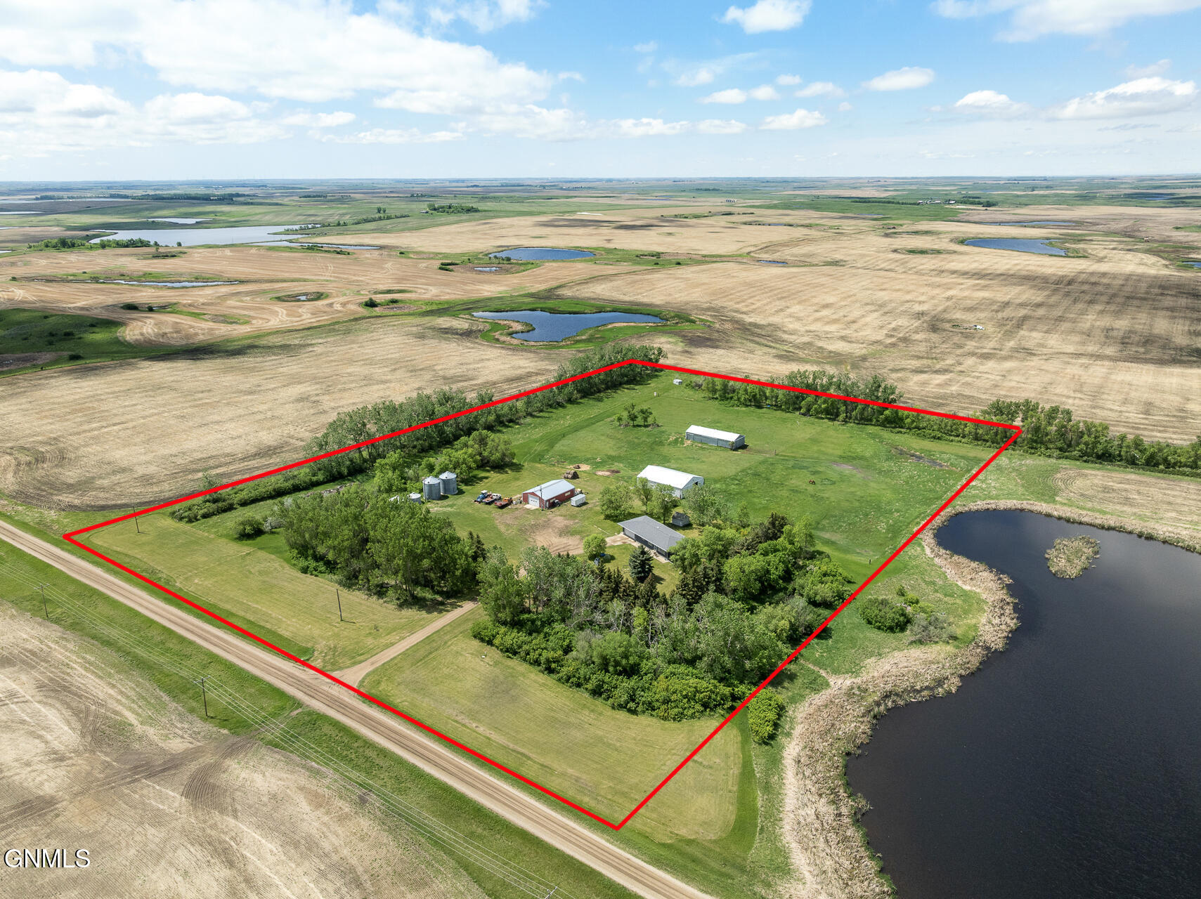 main property photo 51