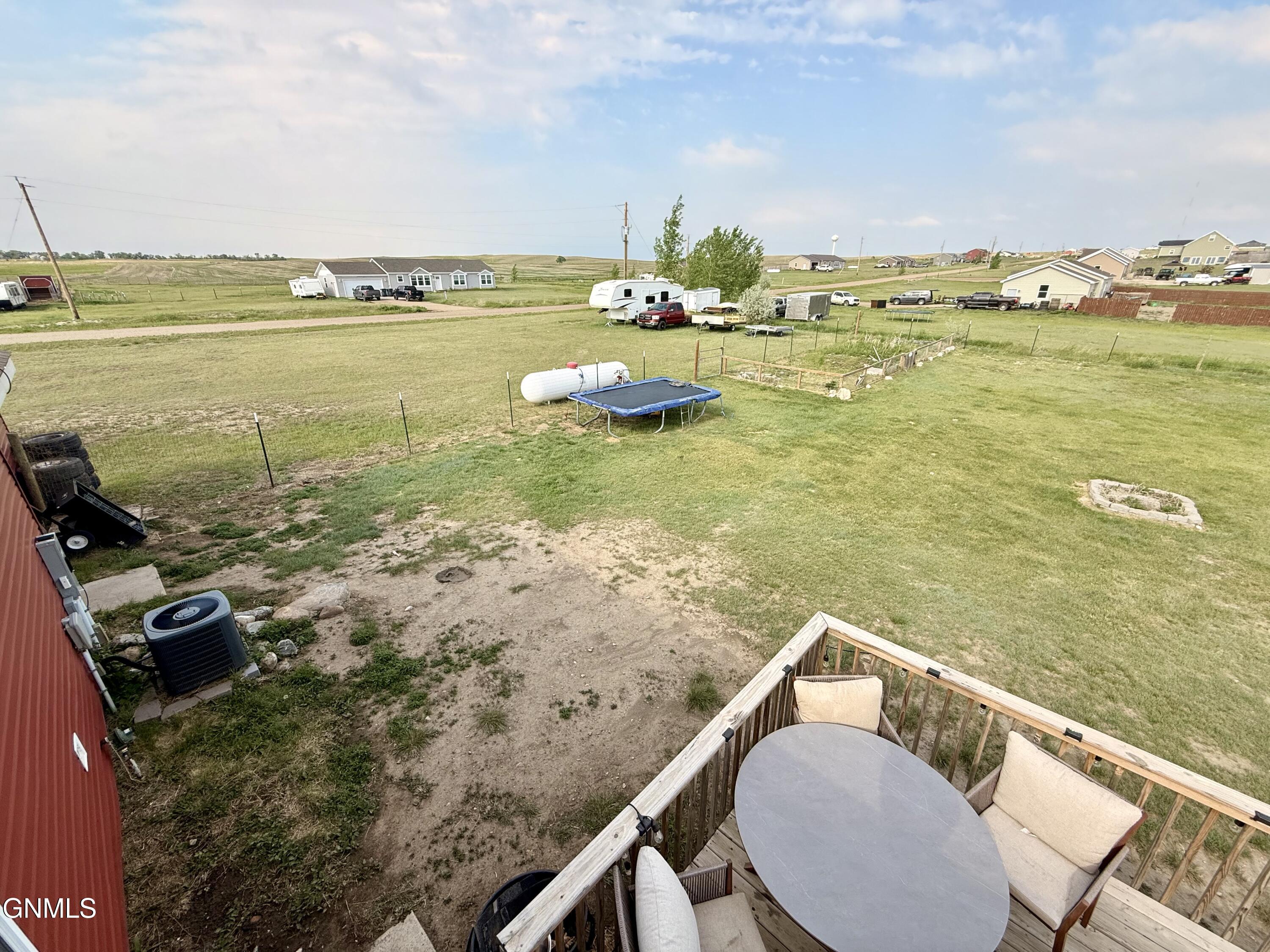 main property photo 35