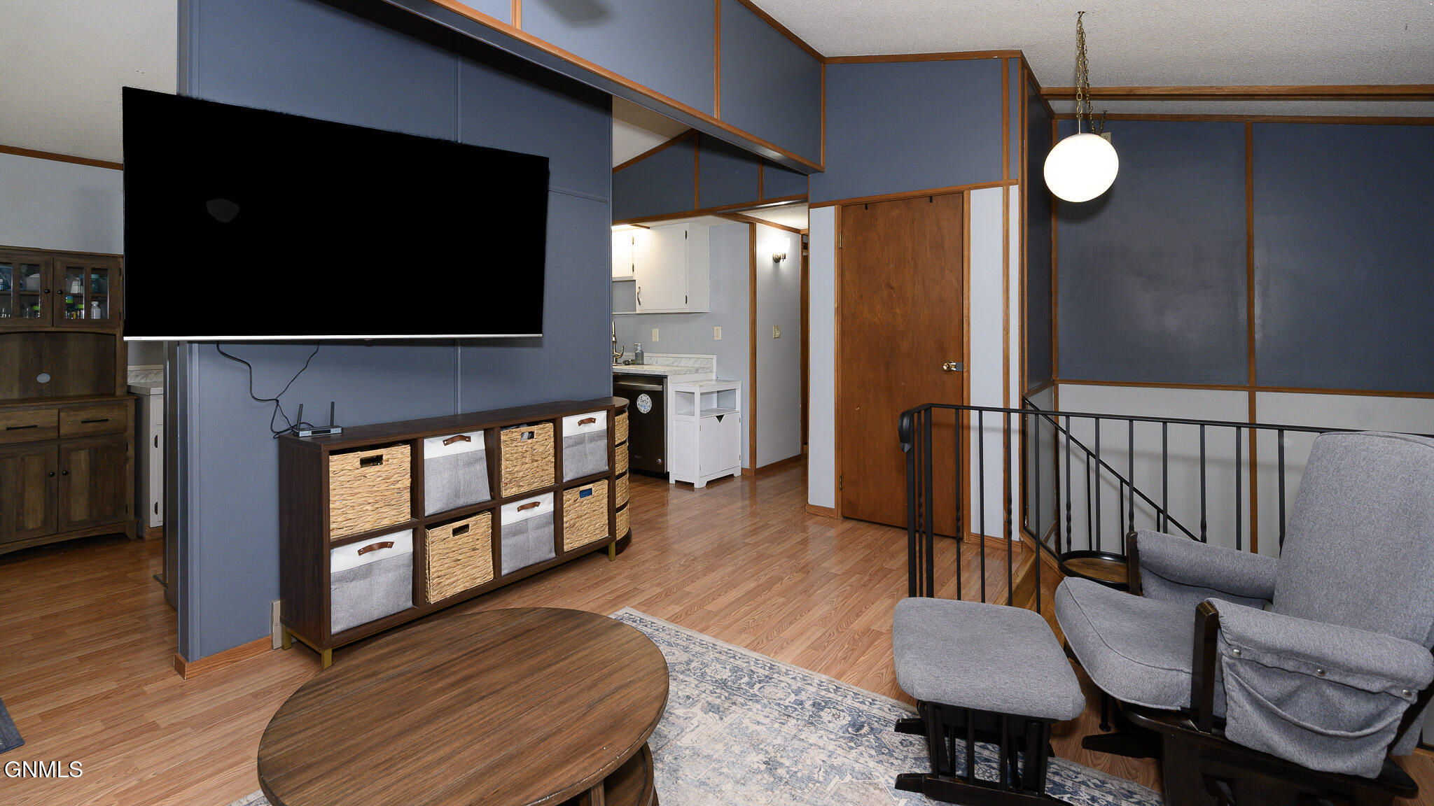 main property photo 5