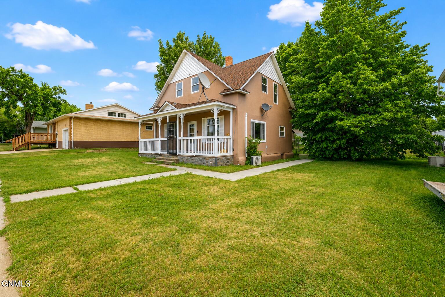main property photo 2