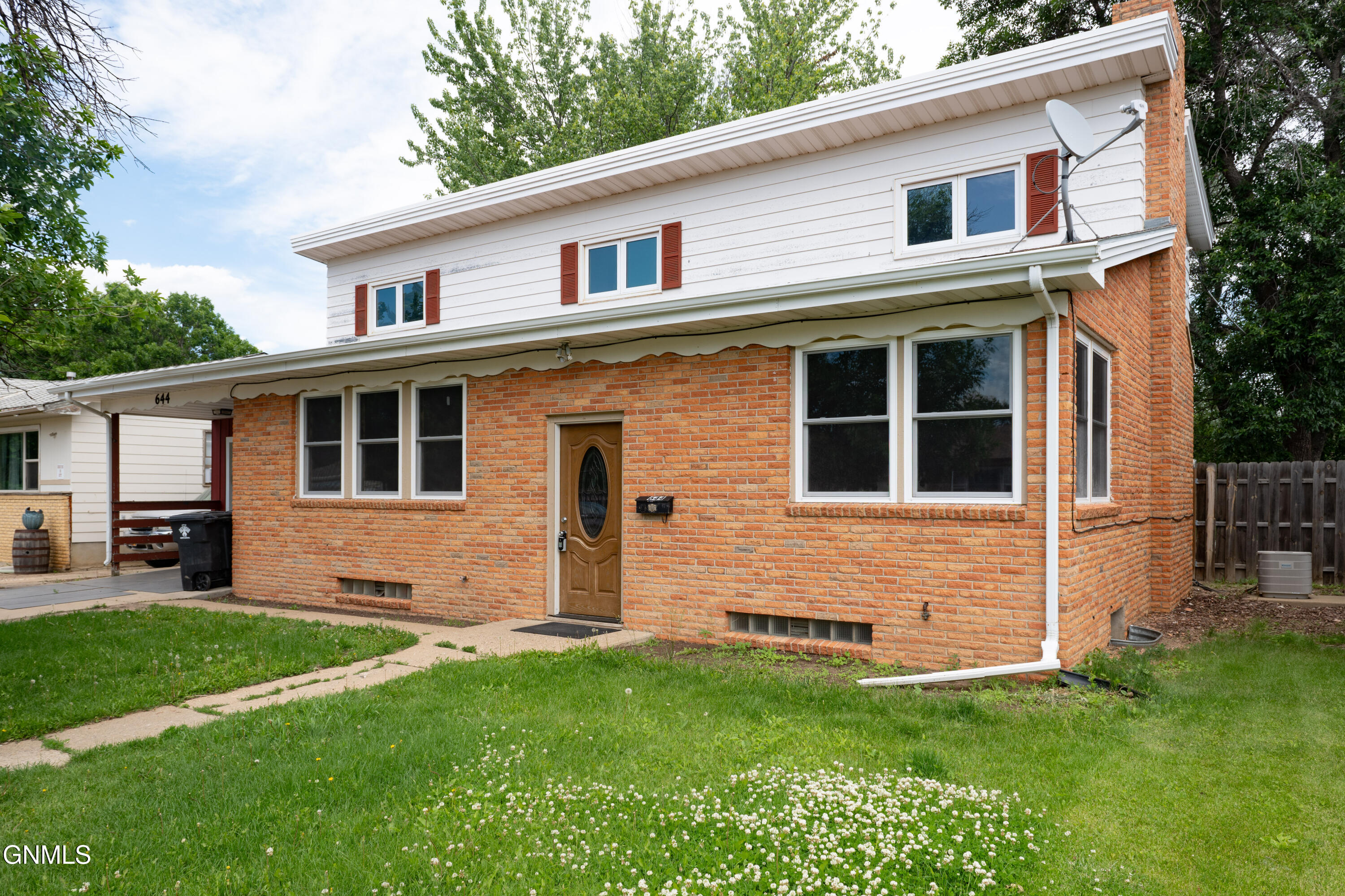 main property photo 32