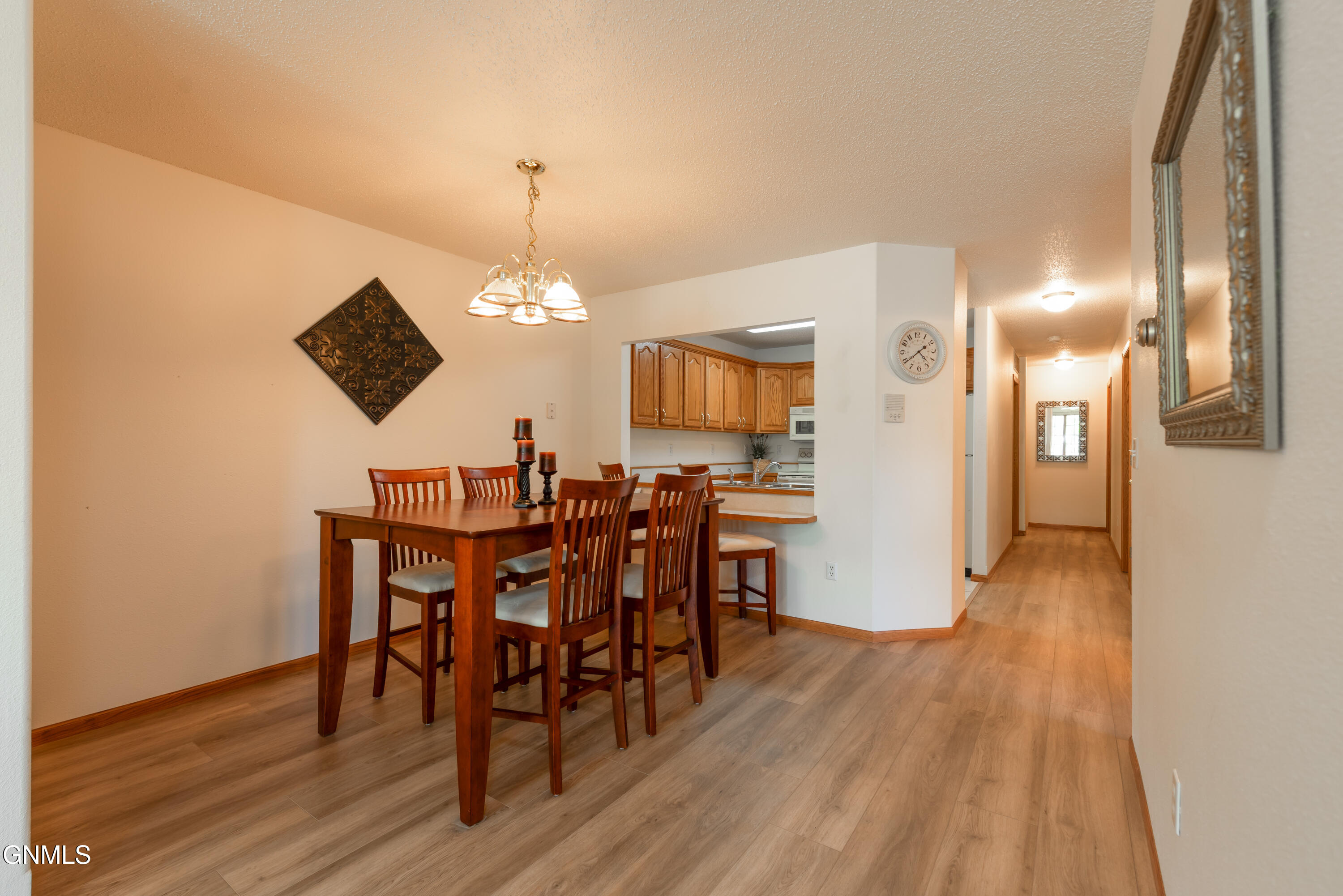 property viewer photo 10