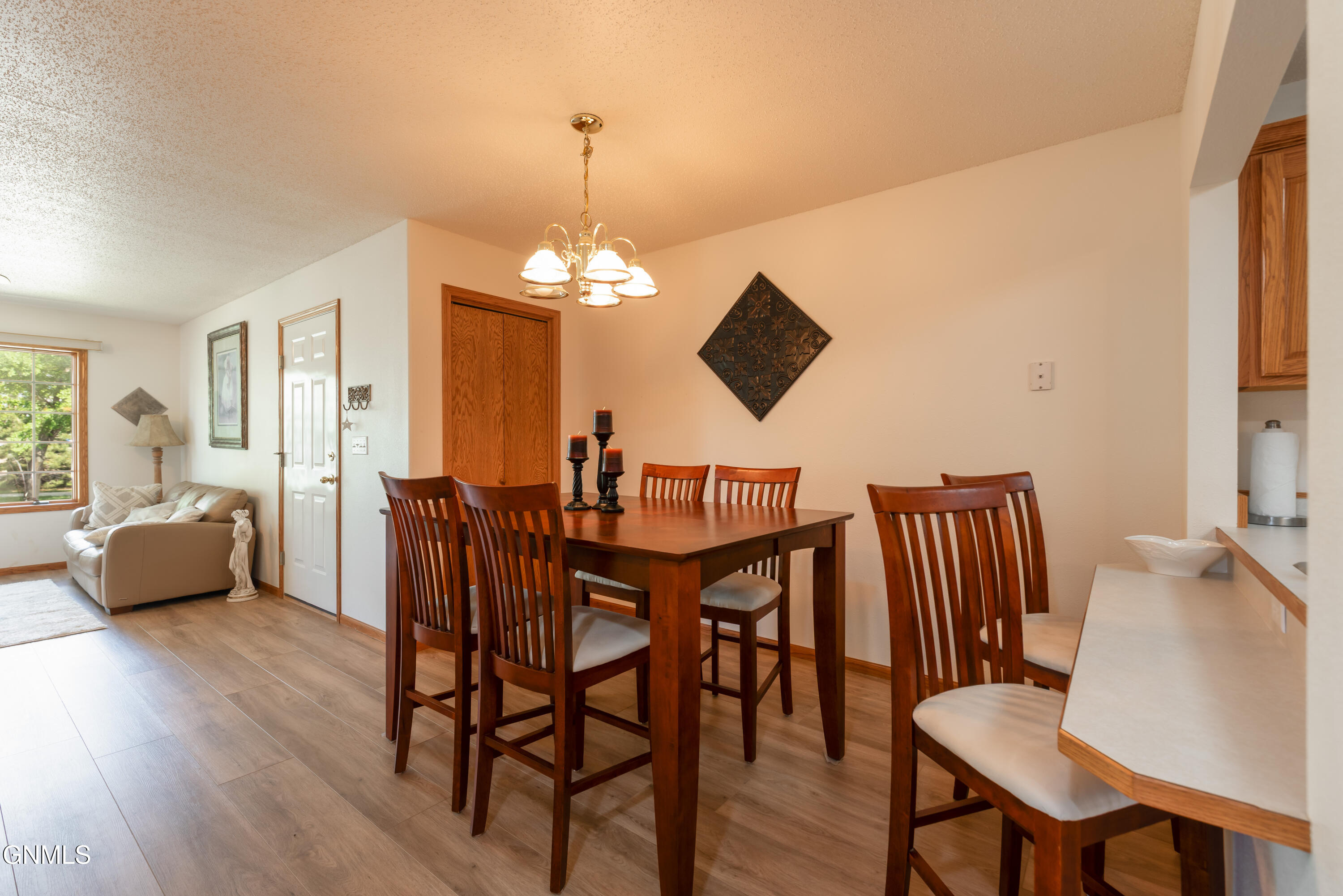 property viewer photo 11