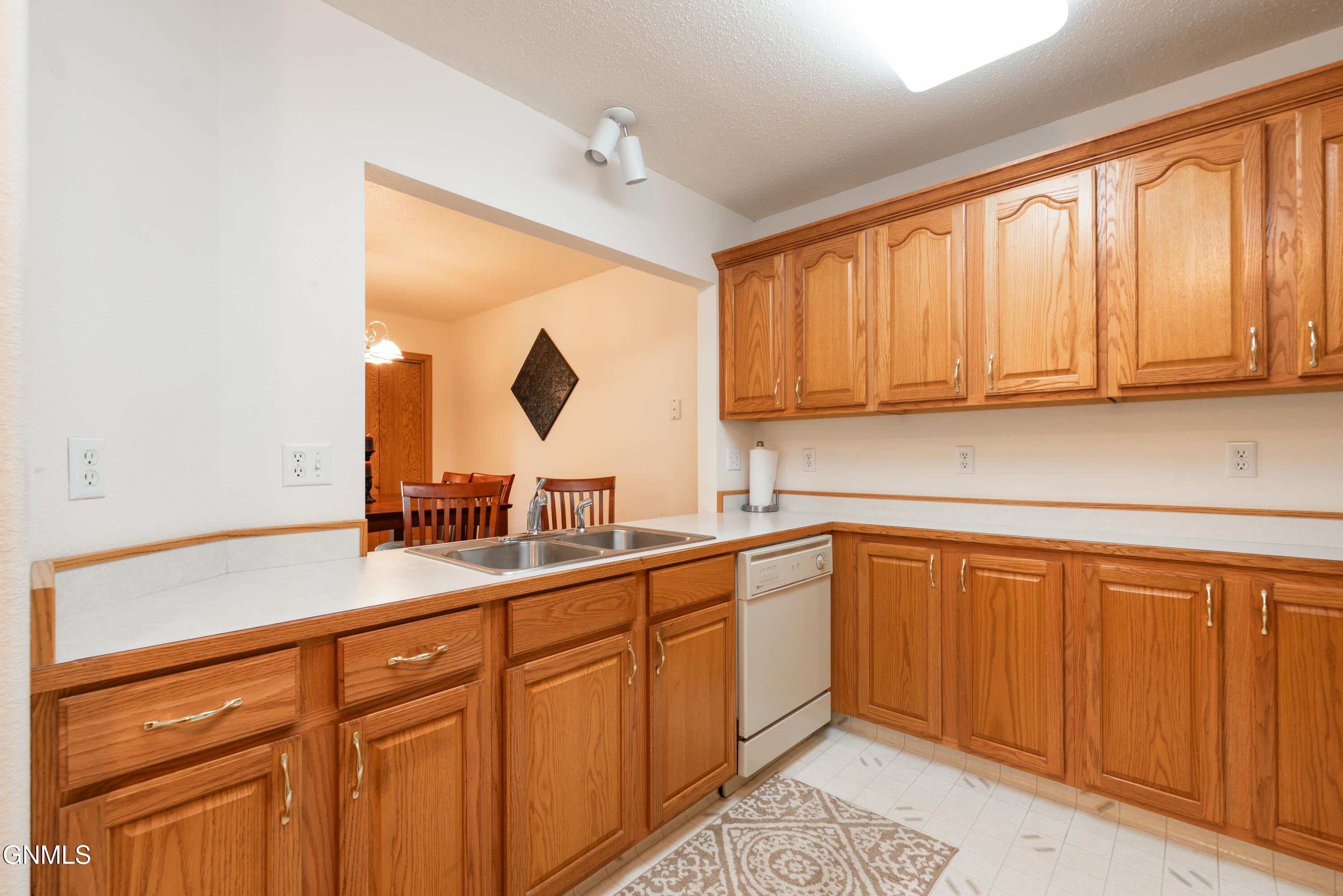 property viewer photo 13