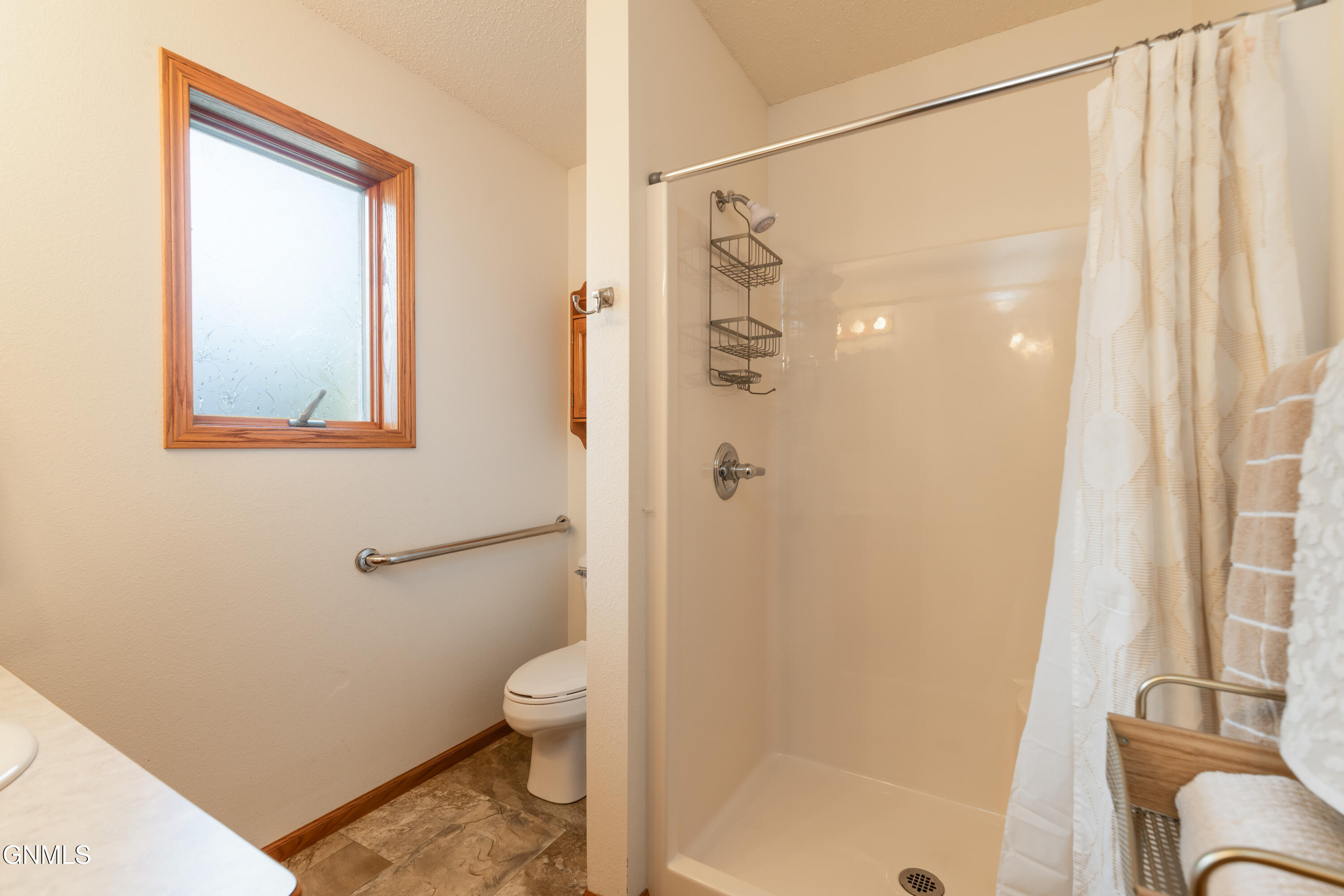 property viewer photo 17
