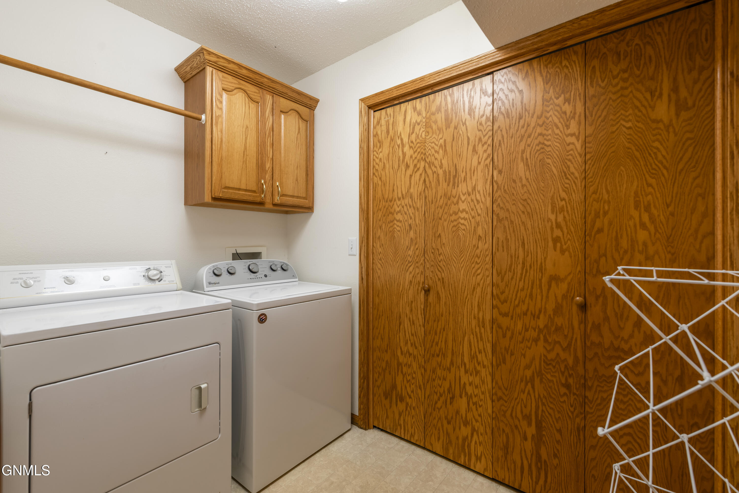 property viewer photo 21