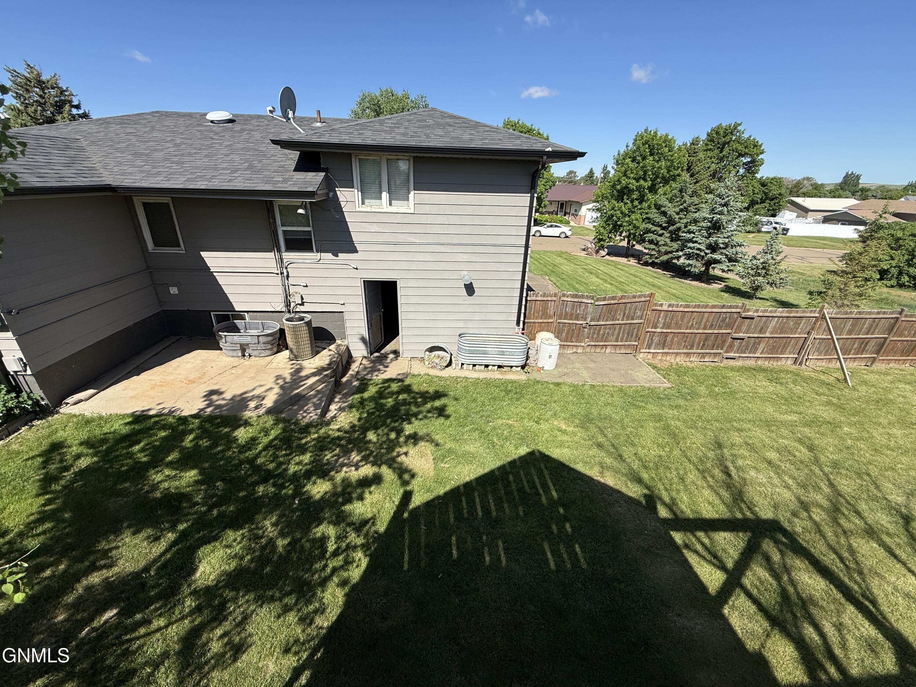 main property photo 63