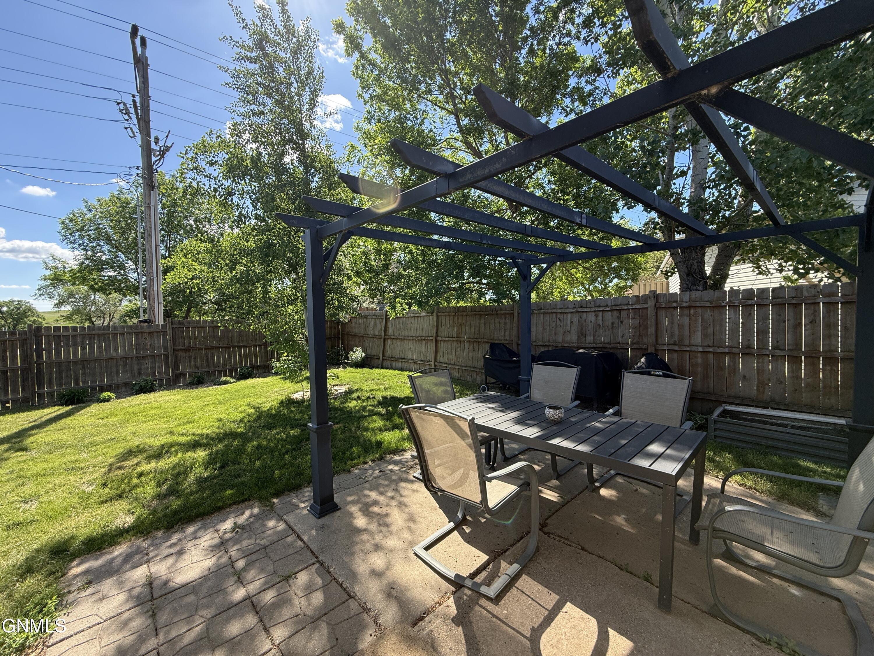 main property photo 66
