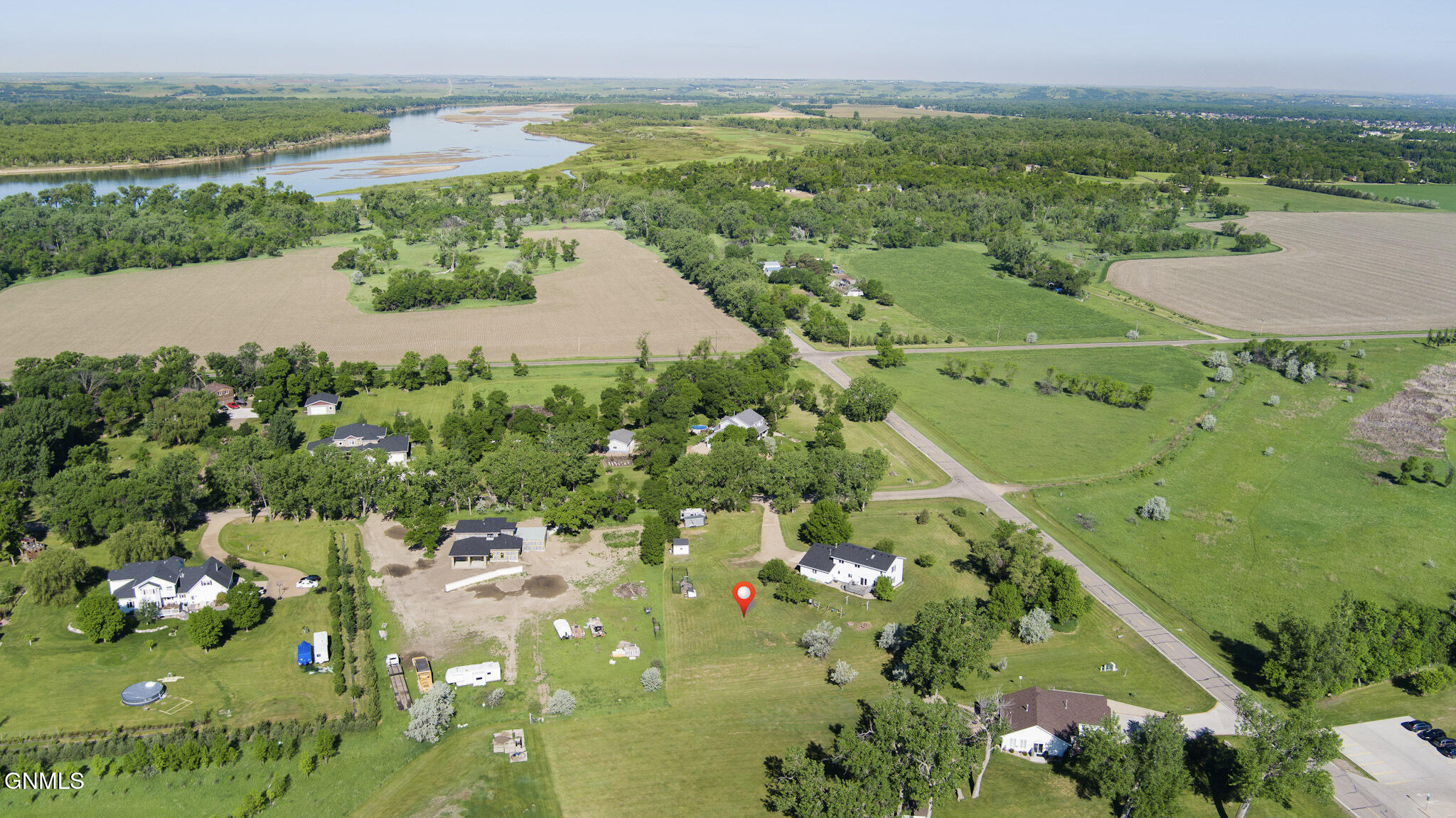 main property photo 50