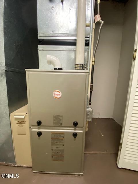 main property photo 37