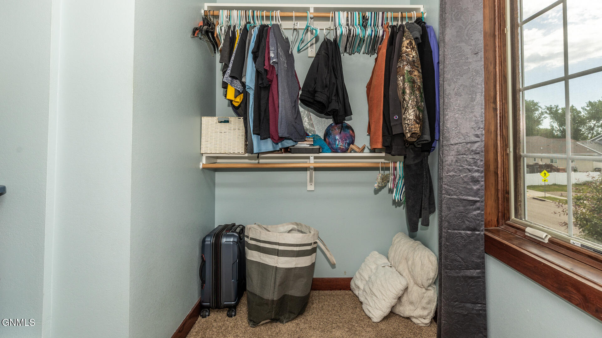 property viewer photo 18
