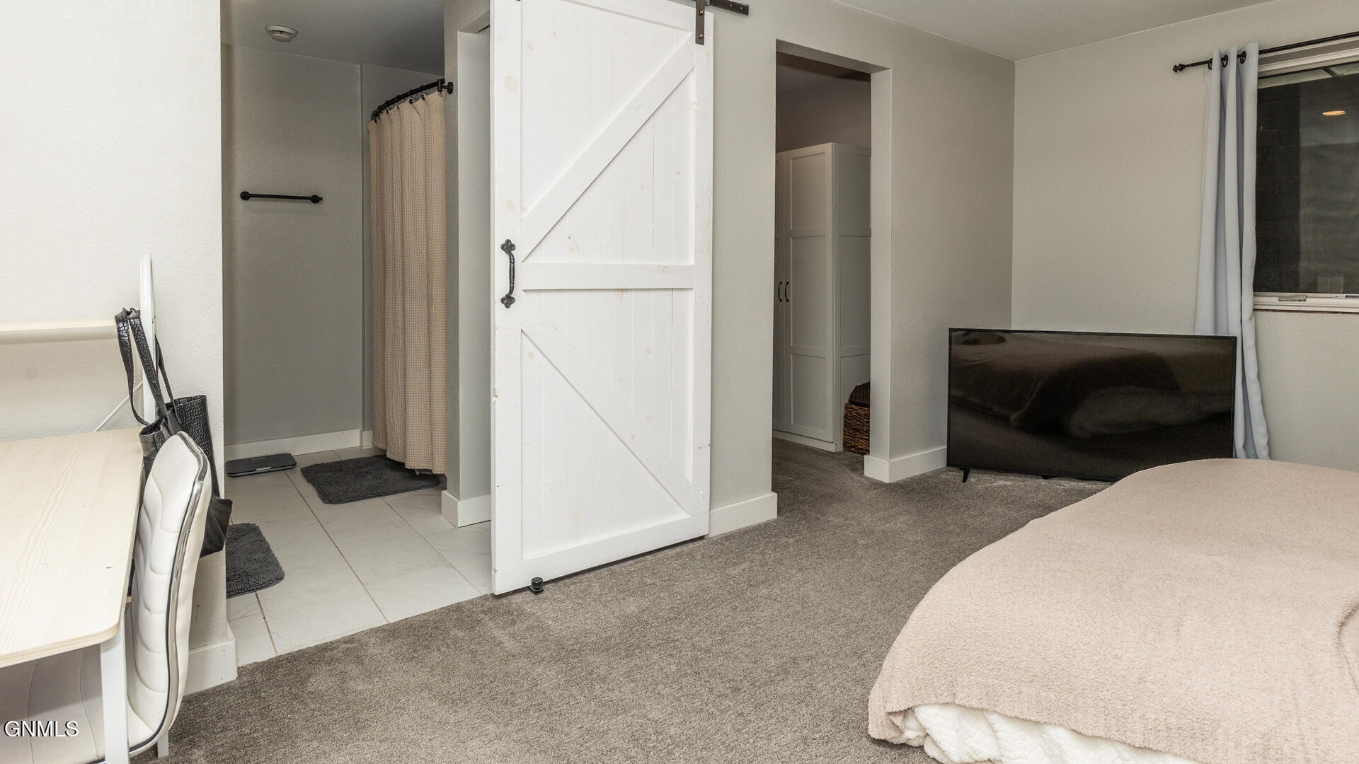 property viewer photo 31