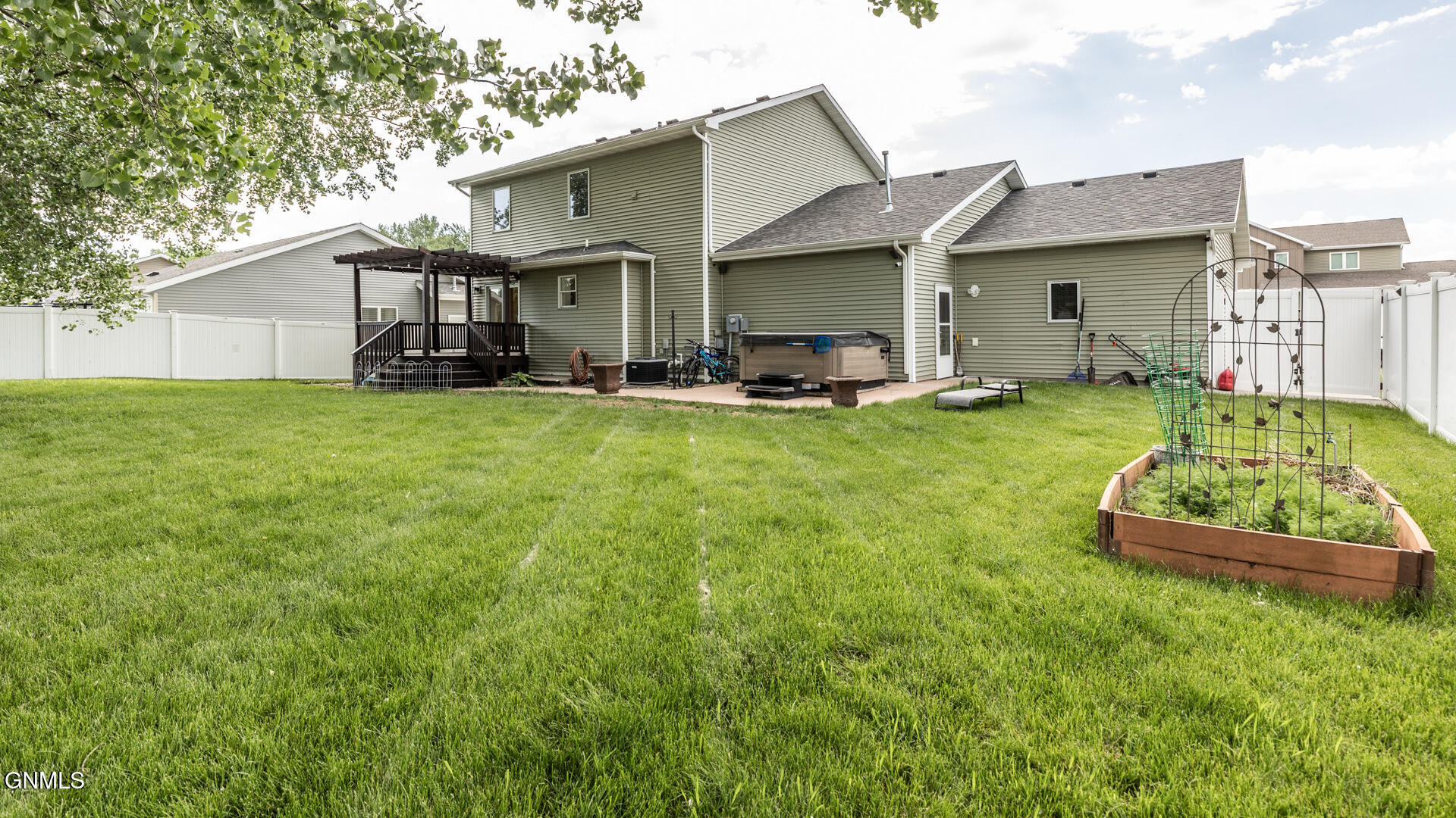 property viewer photo 39