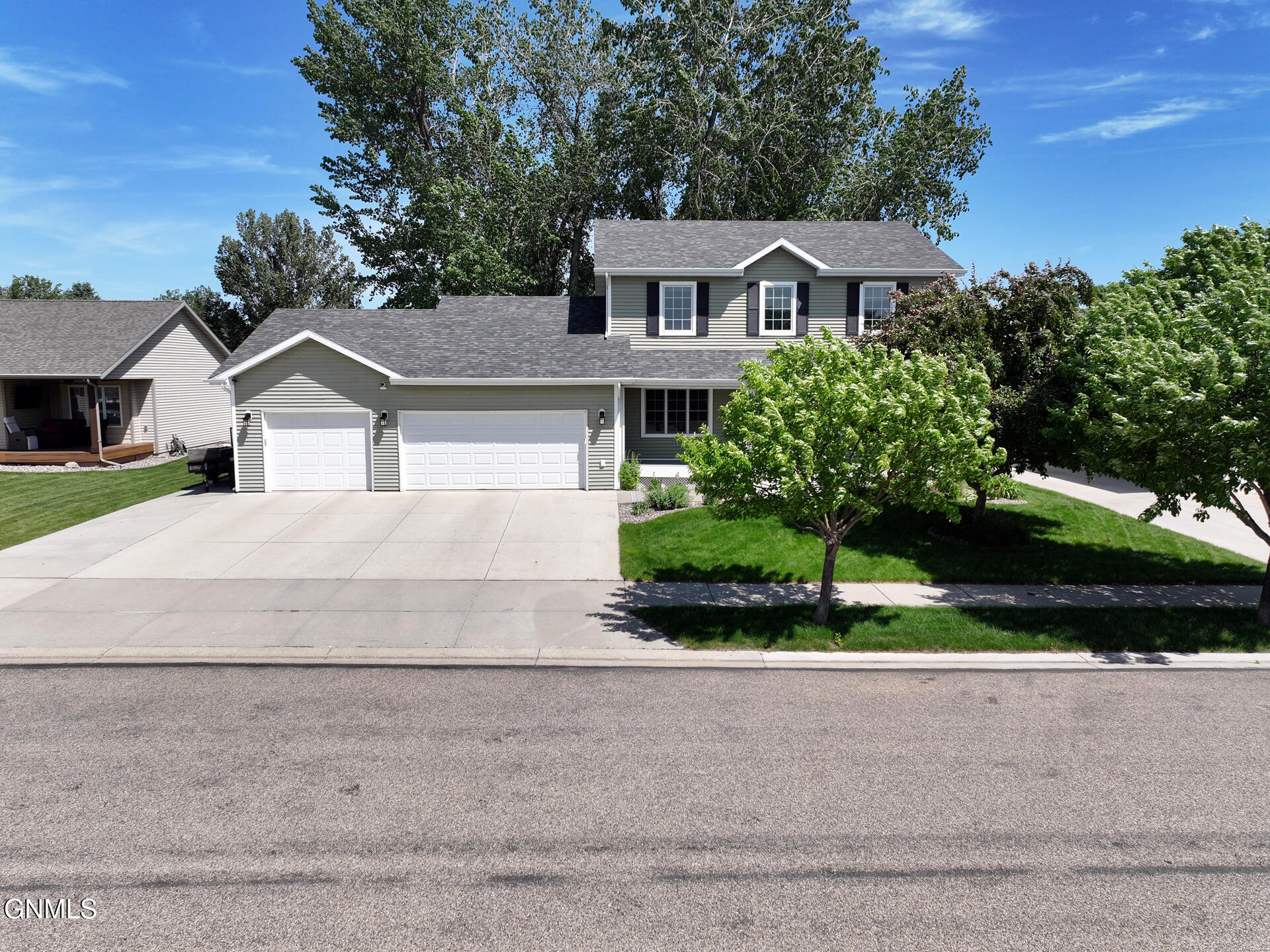 property viewer photo 47