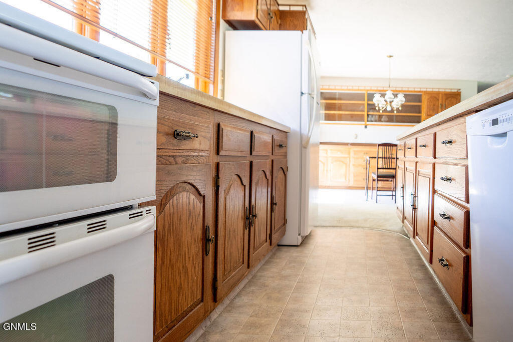 property viewer photo 10