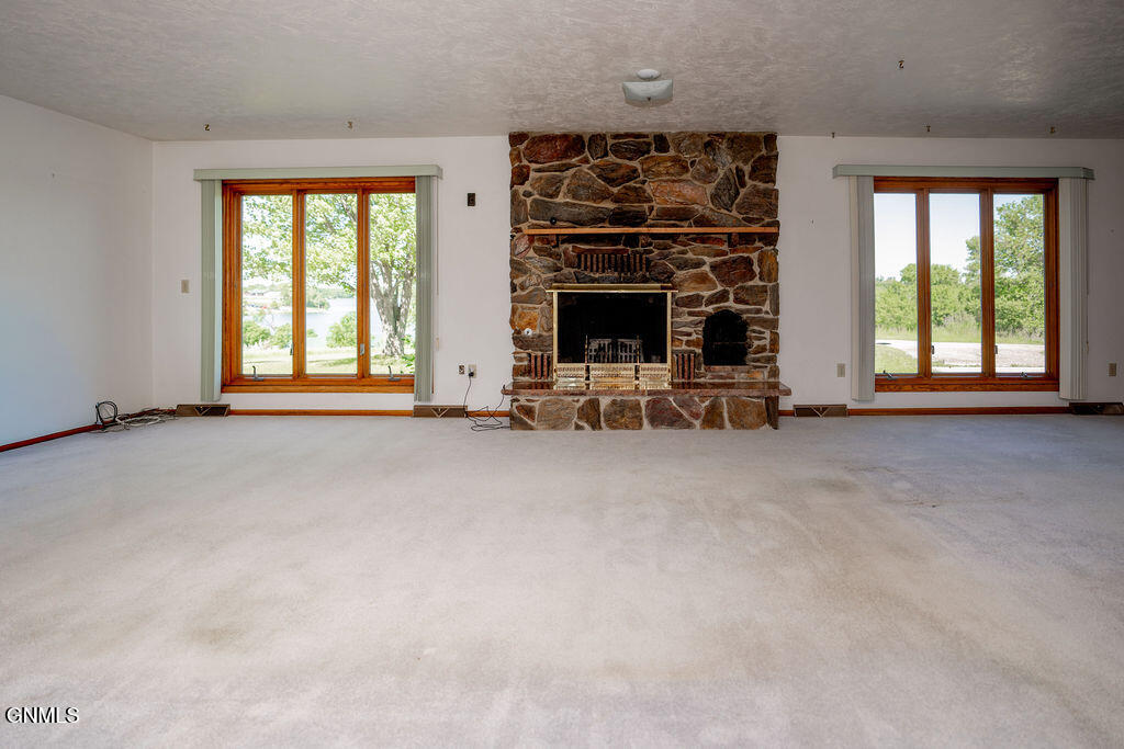 property viewer photo 15