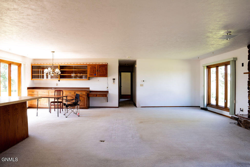 property viewer photo 19