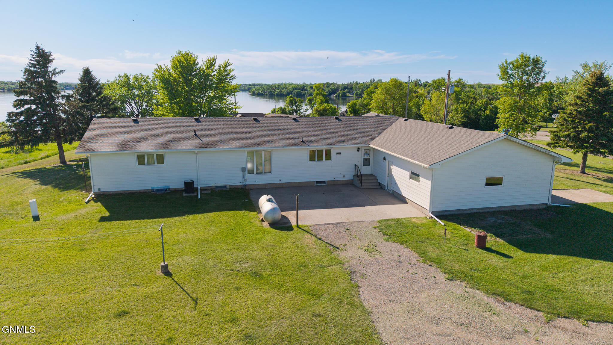 property viewer photo 2