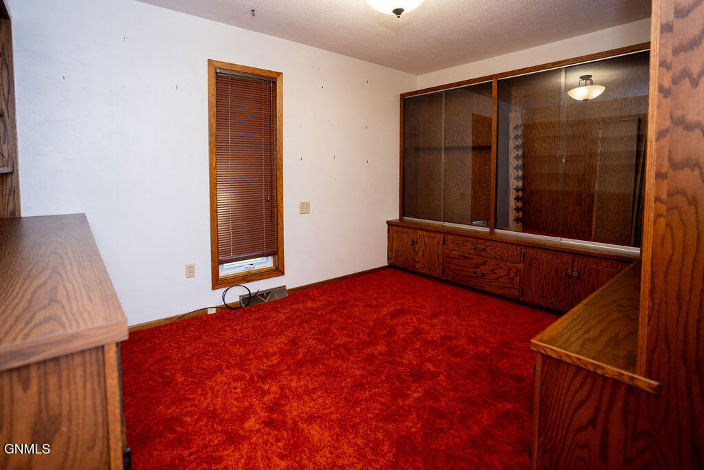 property viewer photo 33