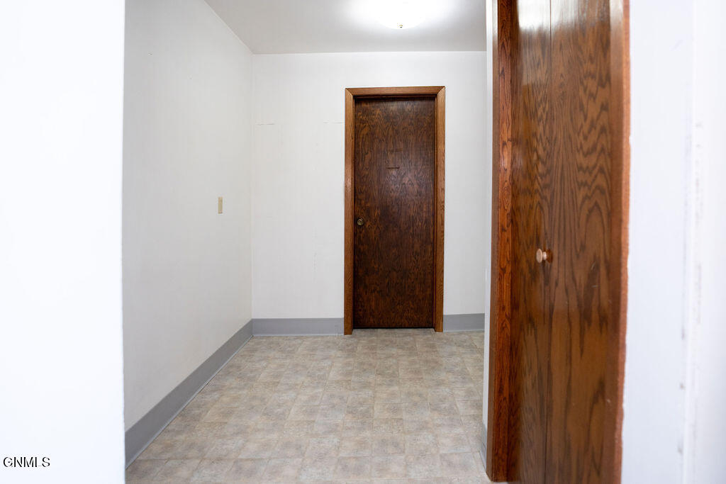 property viewer photo 34