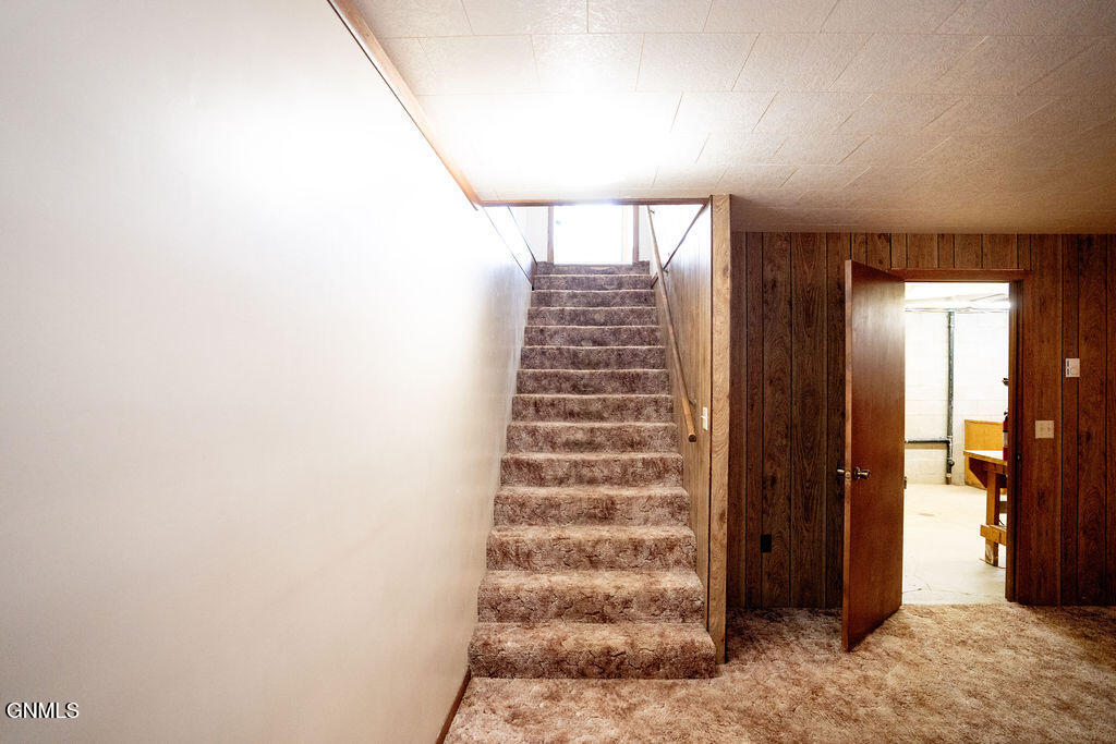 property viewer photo 43