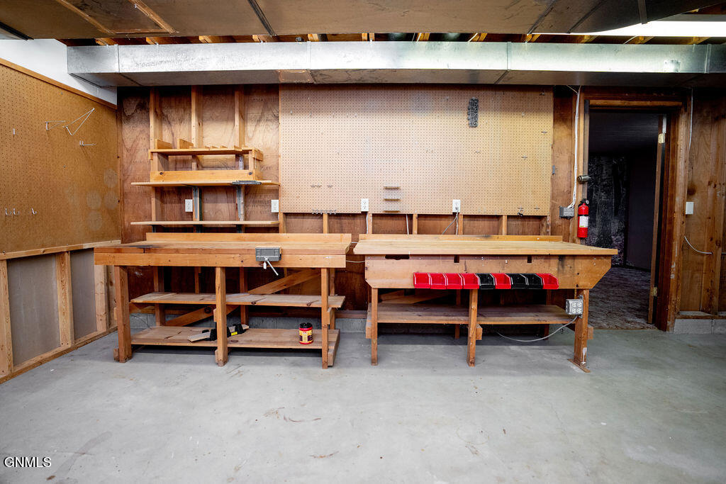 property viewer photo 57