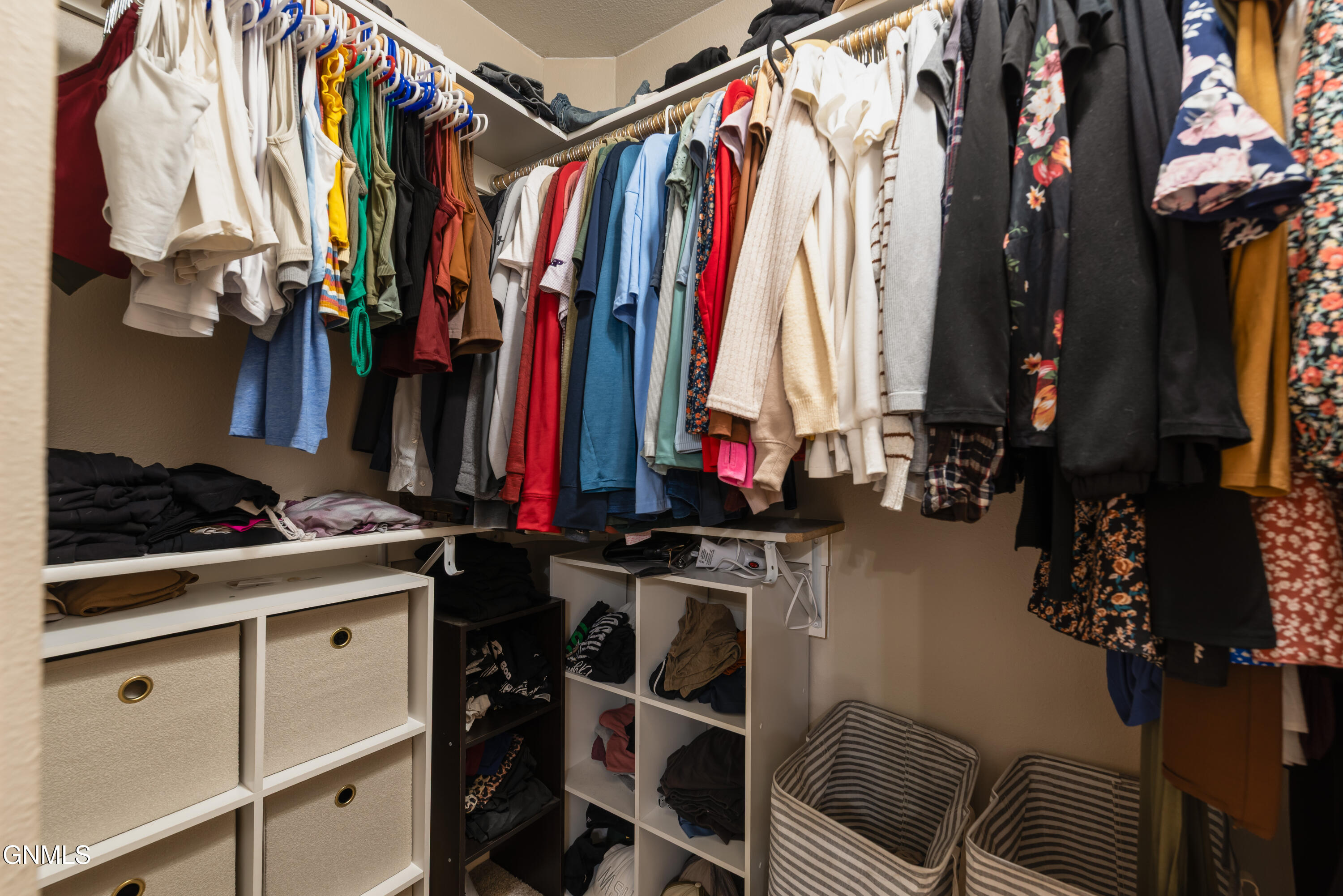 property viewer photo 13