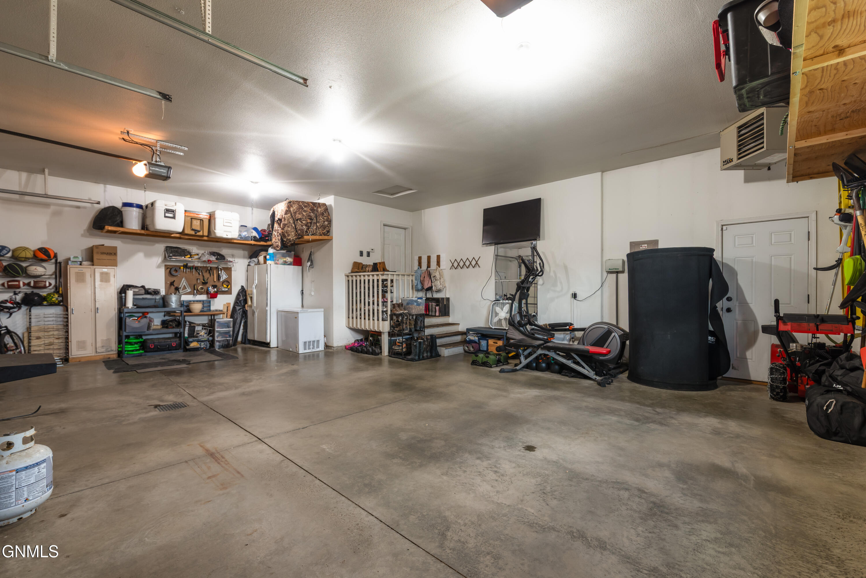 property viewer photo 26