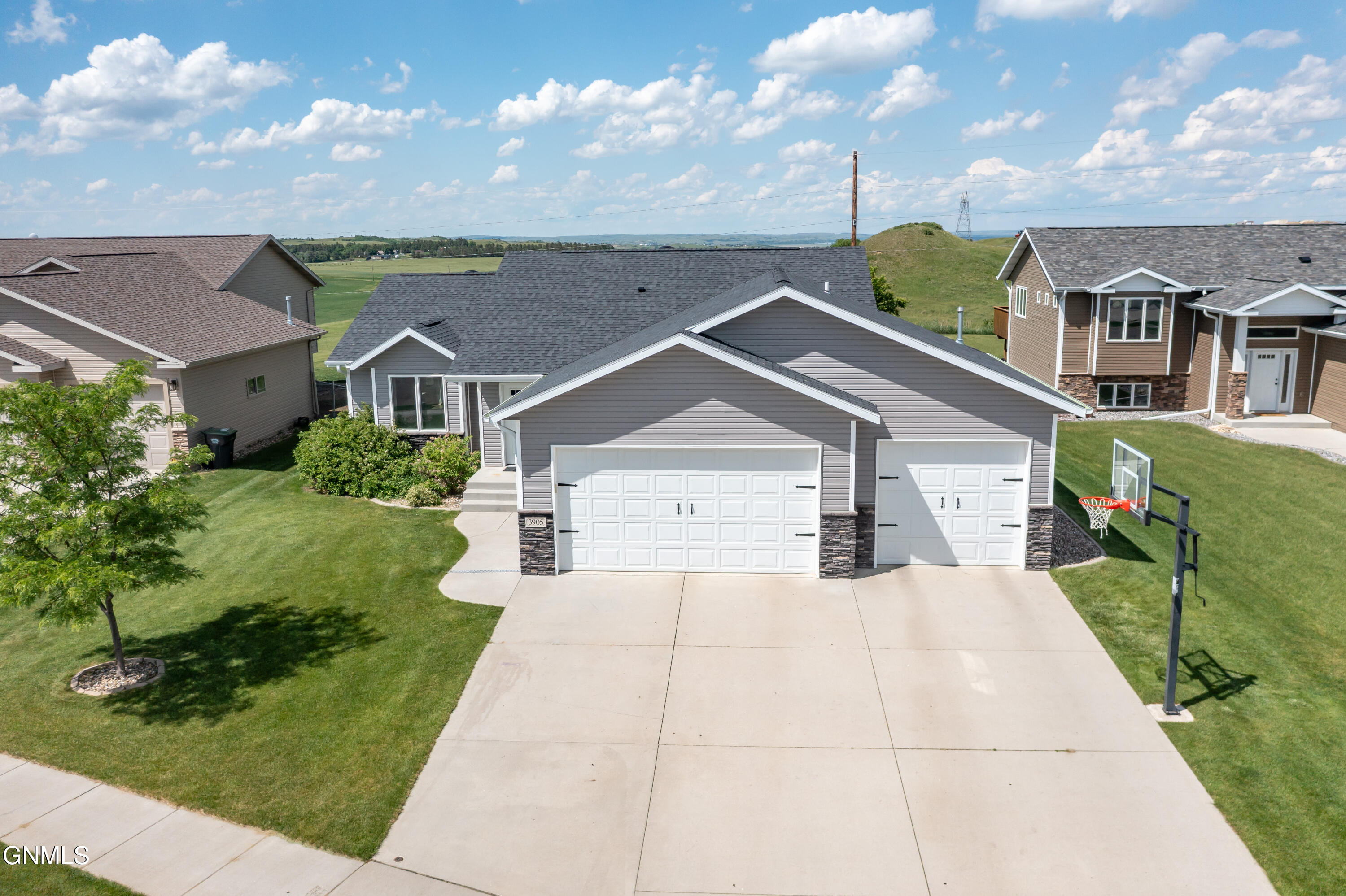 property viewer photo 33