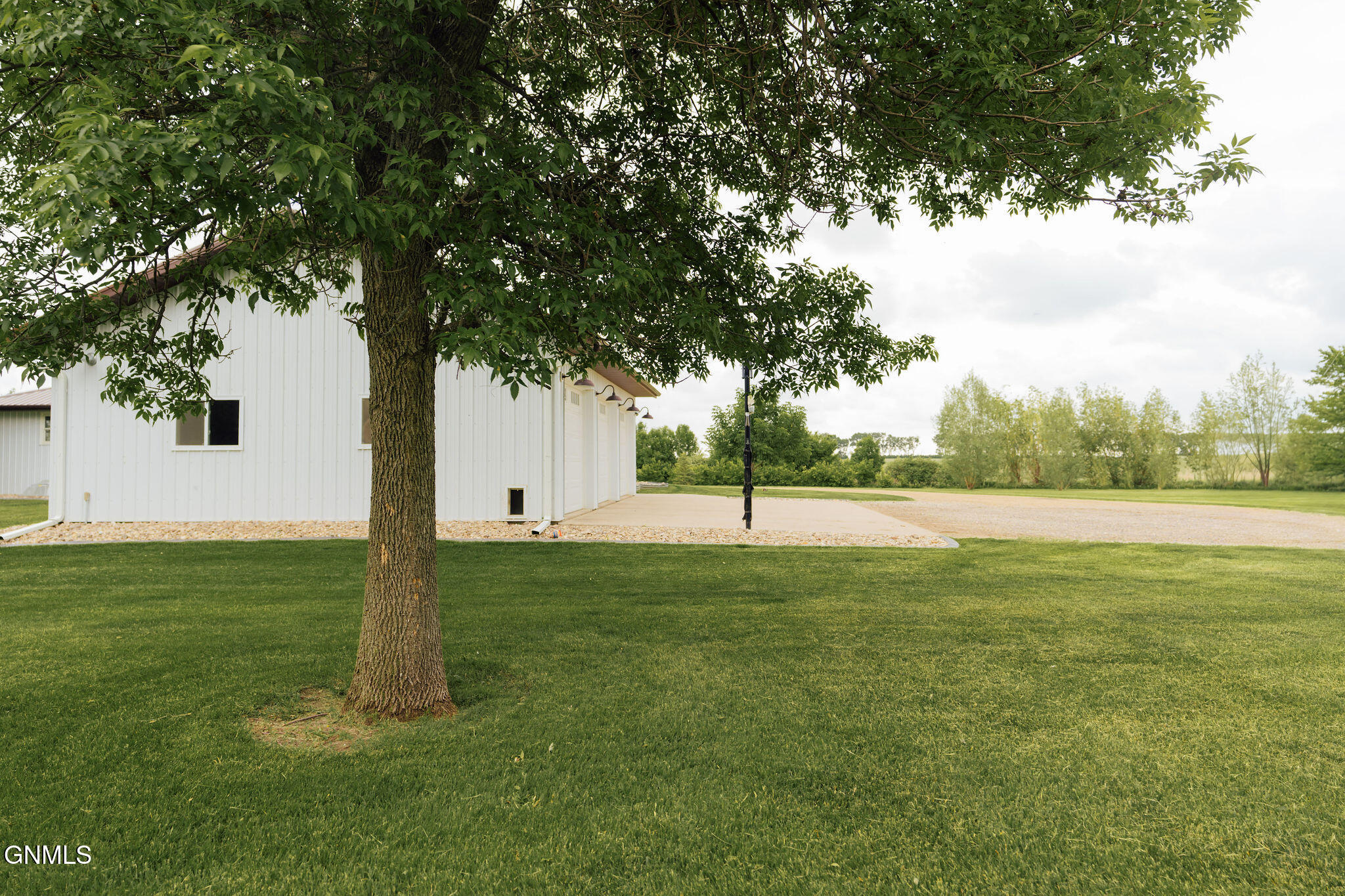 main property photo 68