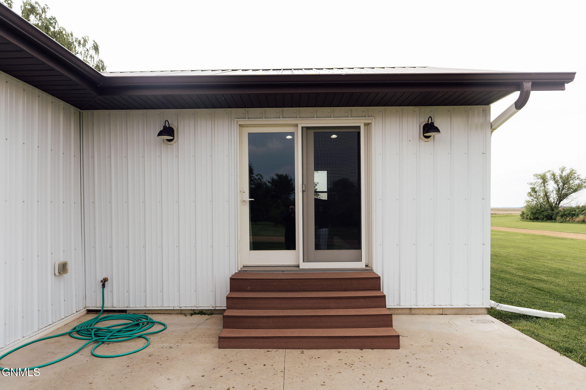 main property photo 72