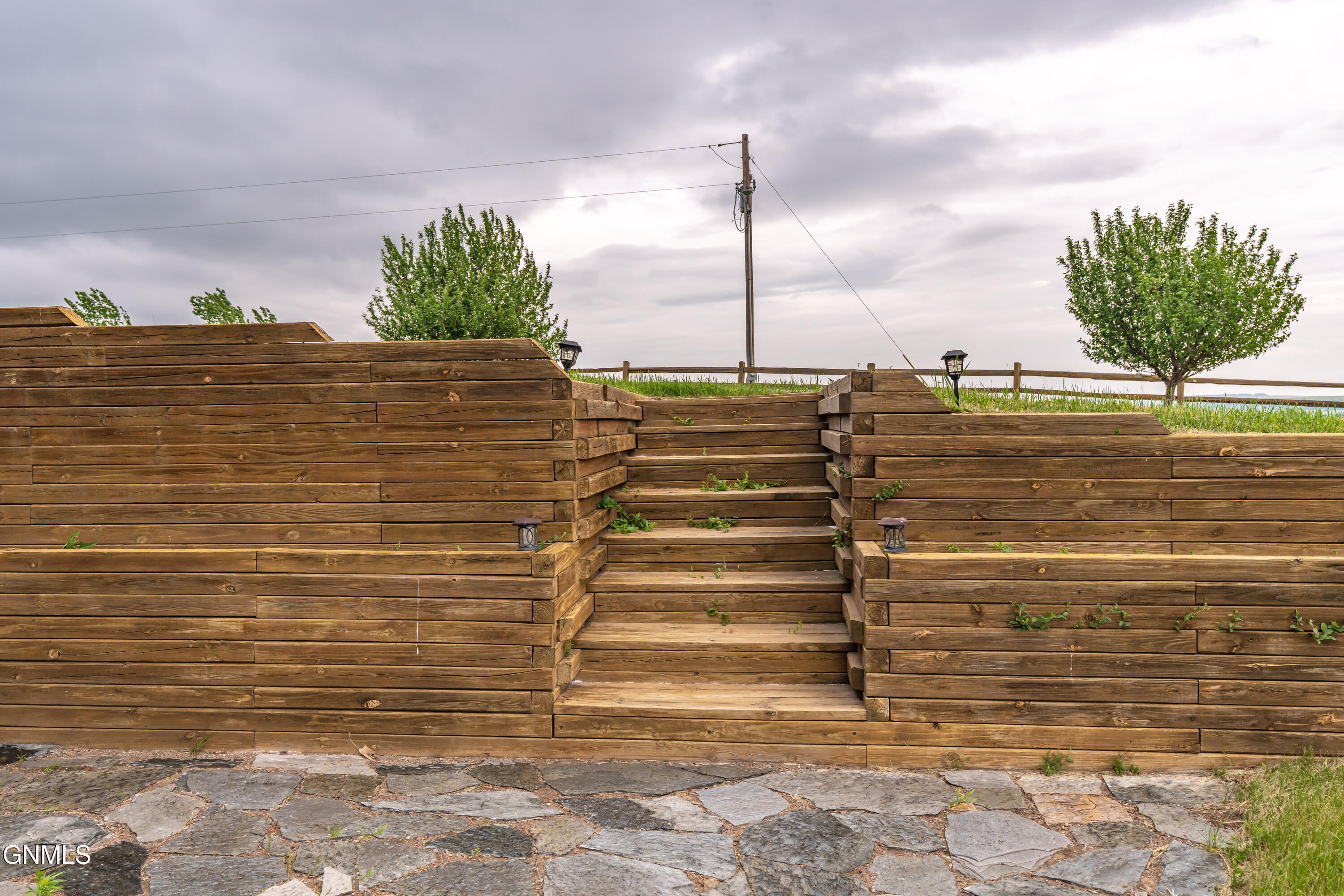 main property photo 108
