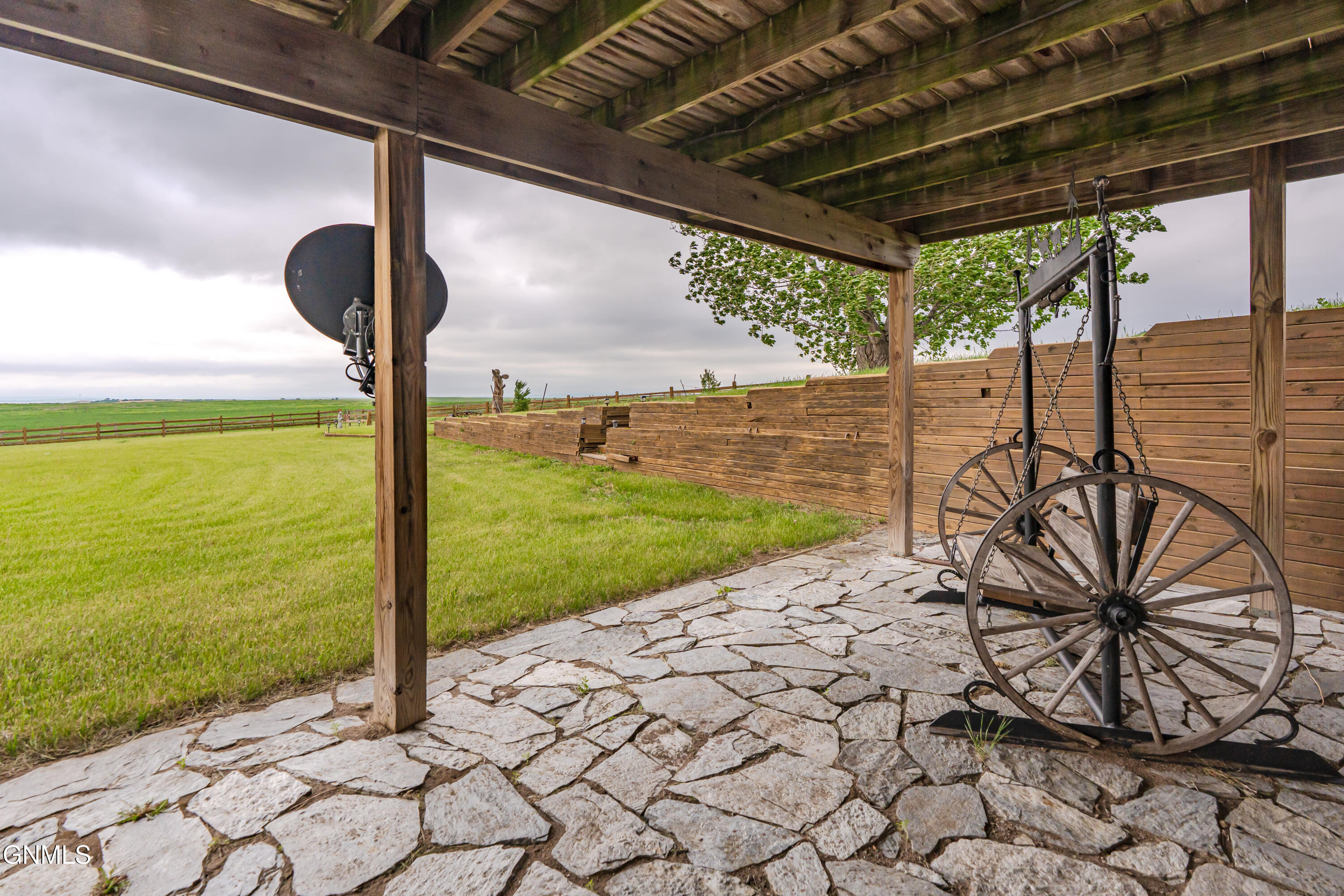 main property photo 109