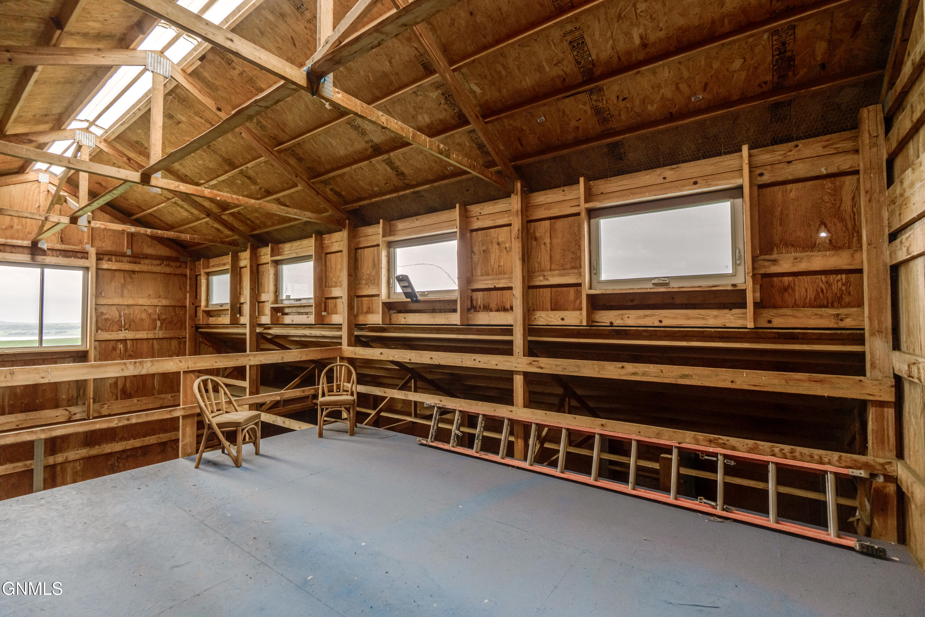 main property photo 83