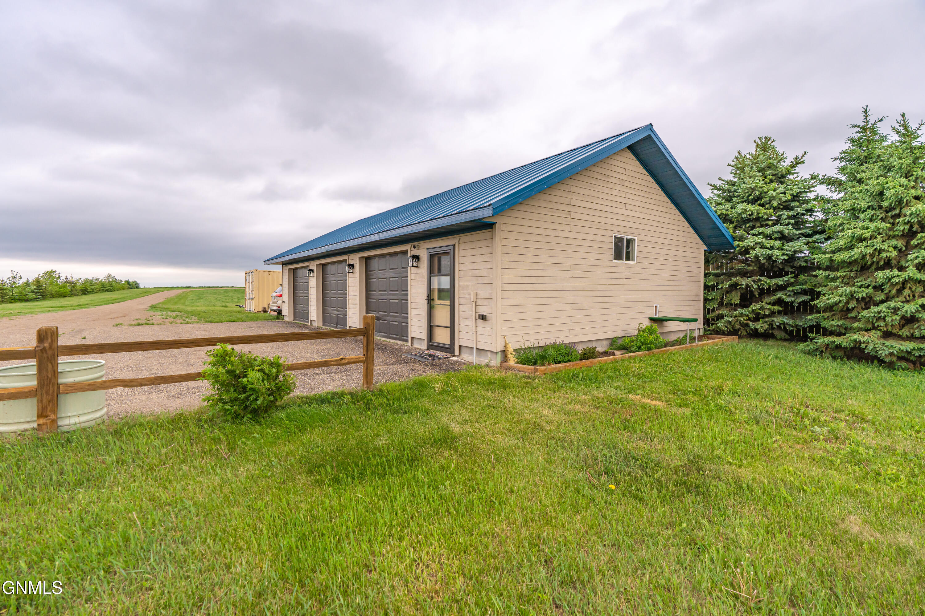 main property photo 85