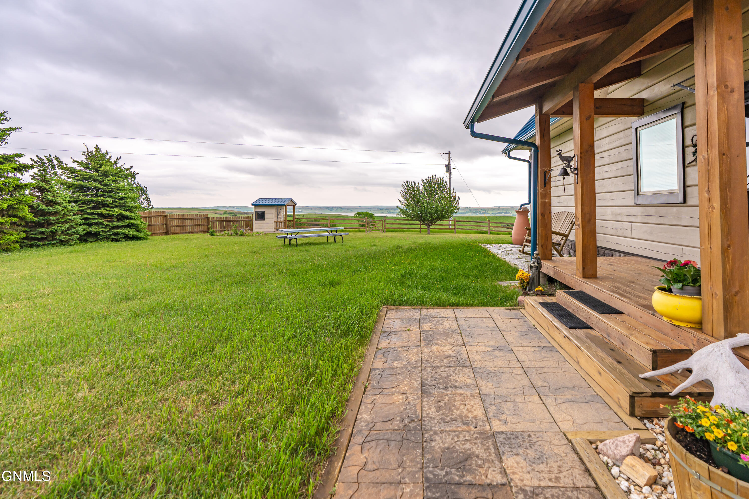 main property photo 91