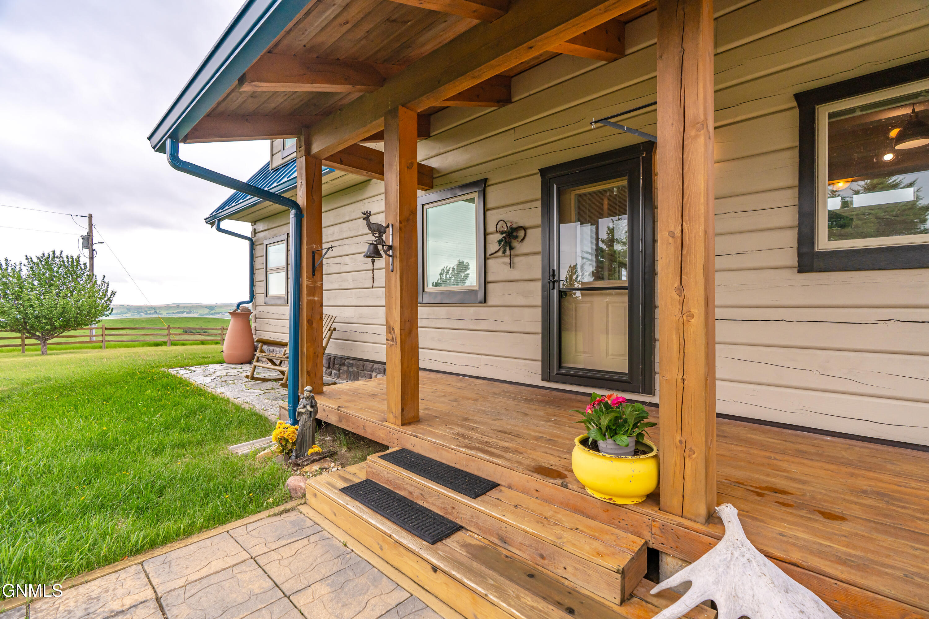 main property photo 92