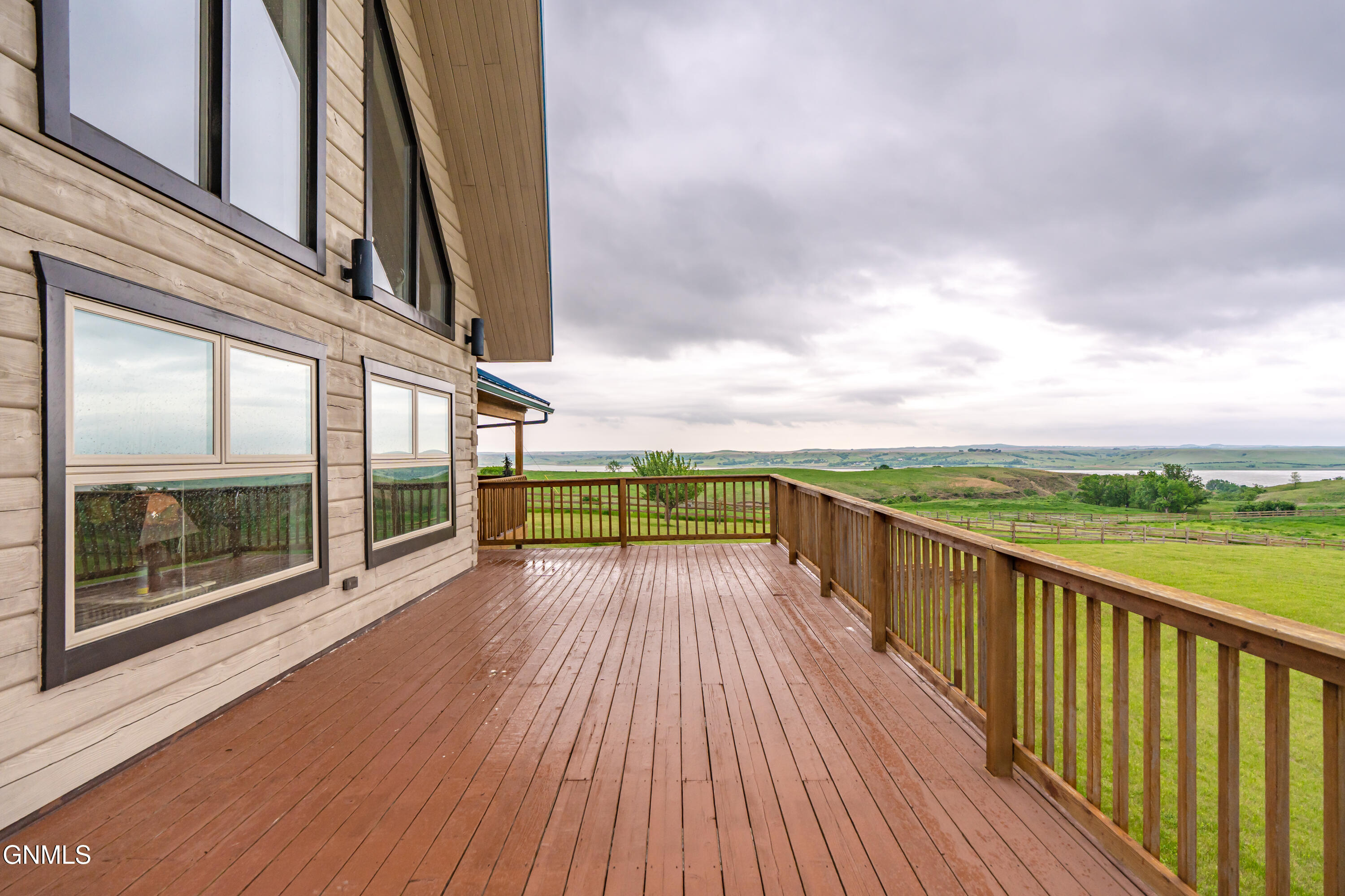 main property photo 96